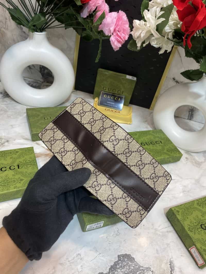 GUCCCI WALLET V465 Main image