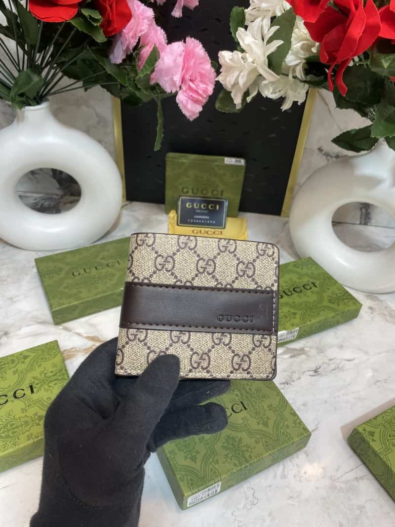 GUCCCI WALLET V465 Secondary image