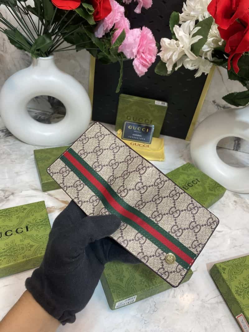 GUCCCI WALLET V462 Main image