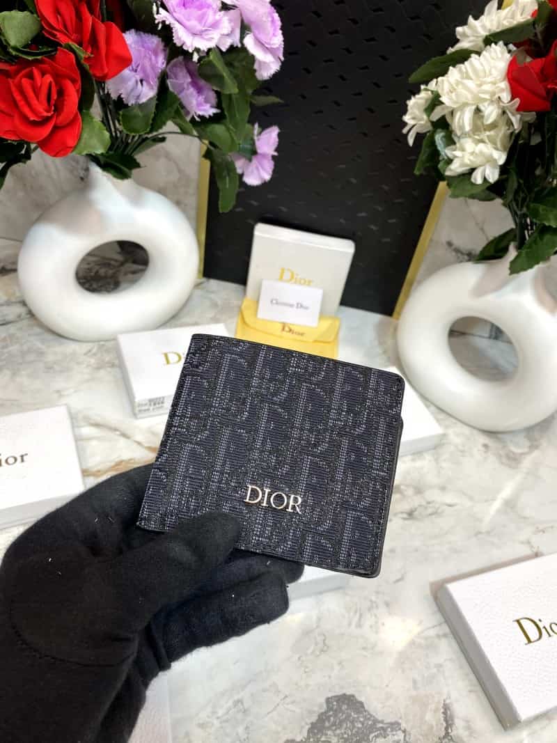 DIO_R WALLET V460 Secondary image