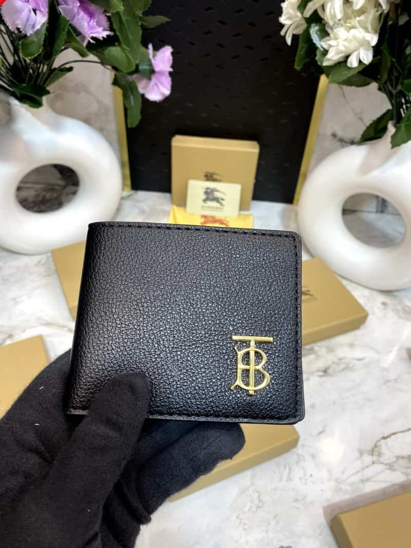 BURBERR_Y WALLET V457 Secondary image