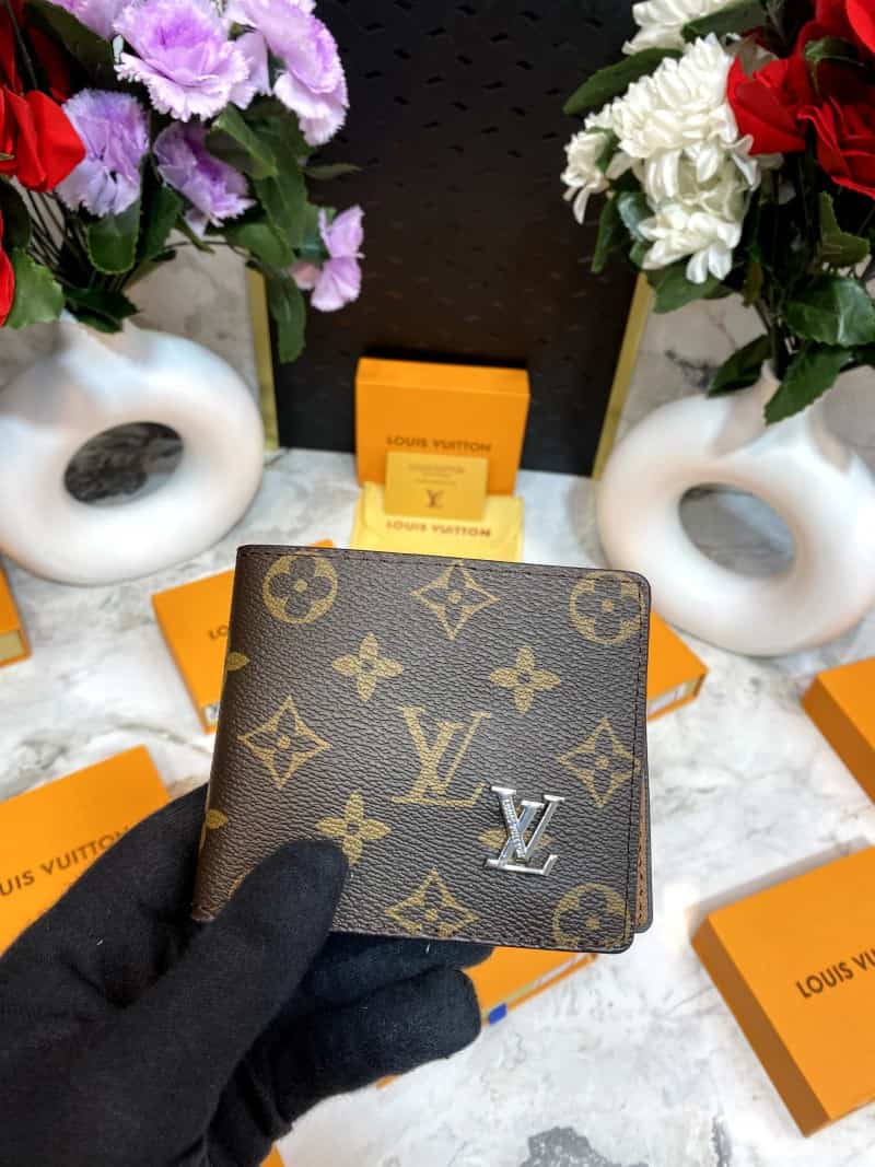 LOUI_S VUITTONN WALLET V451 Secondary image