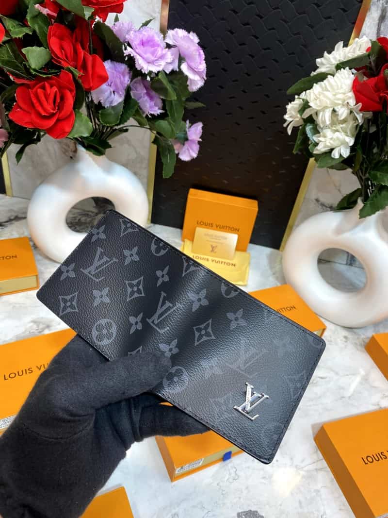 LOUI_S VUITTONN WALLET V452 Main image