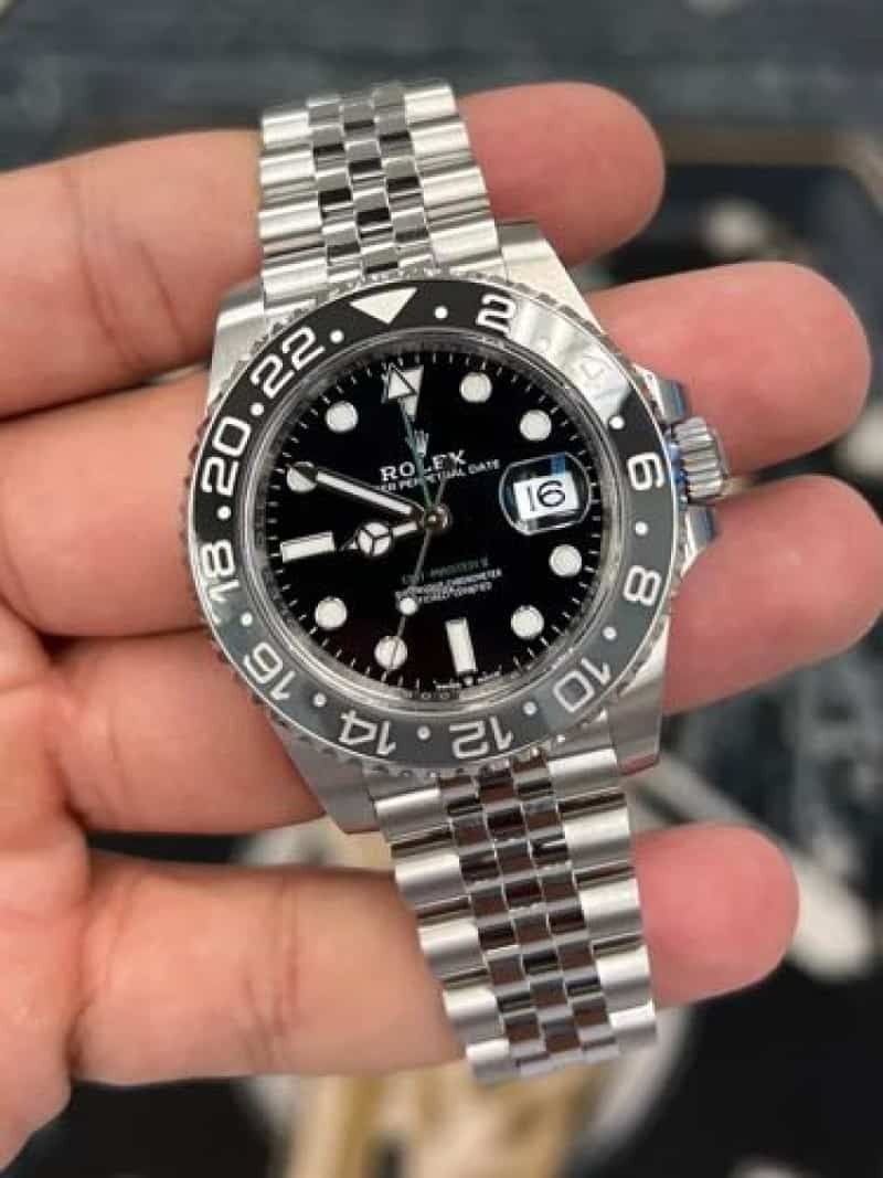 ROLEX GMT MASTER 2 BRUCE WAYNE YZ
