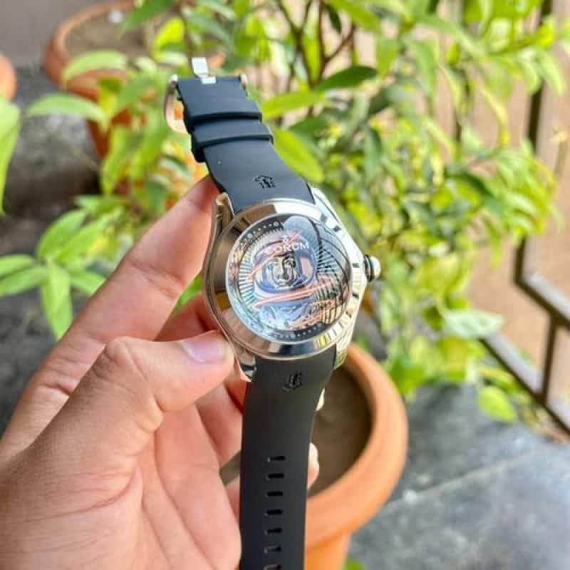 CORUM BIG BUBBLE MAGICAL 52 A07 Main image