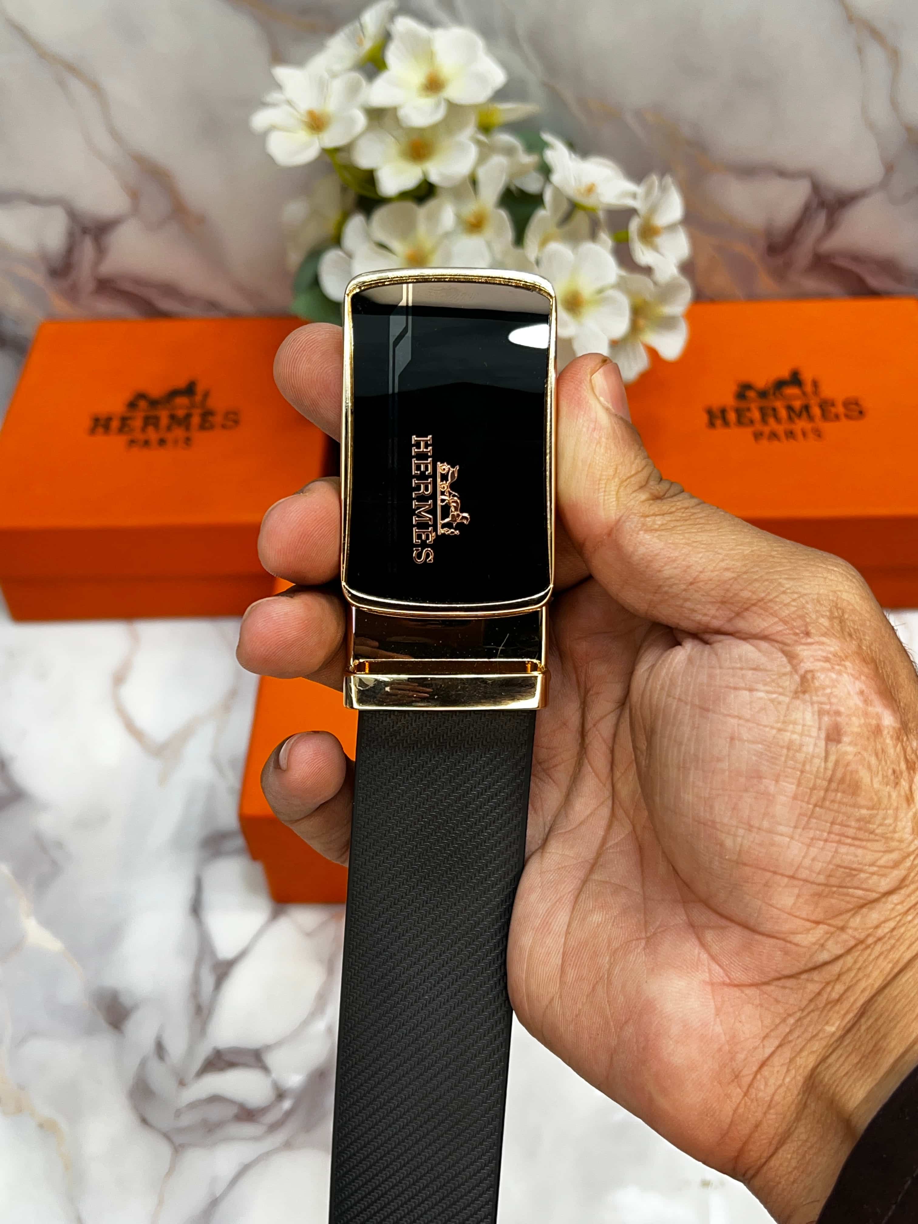 hER..MES PREMIUM QUALITY IMPORTED REVERSIBLE BELT WITH OG BO_x H-401 Secondary image