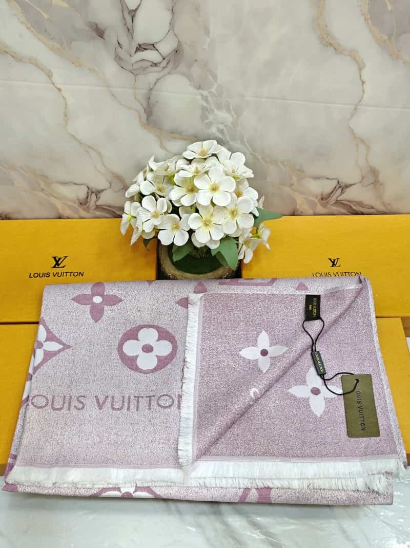 LV LOUIS VU!...tTON PREMIUM QUALITY IM Secondary image