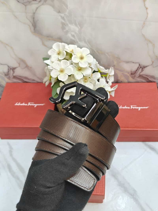SF SALVATORE FERRAGAMO PREMIUM QUALITY IMPORTED REVERSIBLE LADIES BELT WITH OG BO-X SF-101