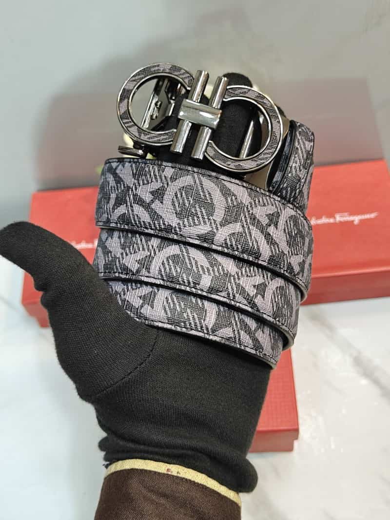 SALVATORE FERRAGAMO PREMIUM QUALITY AUTOLOCK BELT WITH OG BOX SF-104 Main image