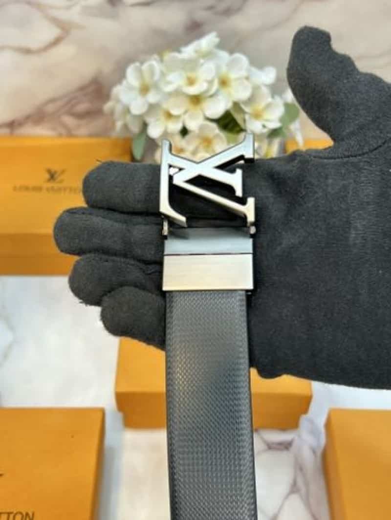 LV LOUIS VUI-TTOn PREMIUM QUALITY RE Secondary image