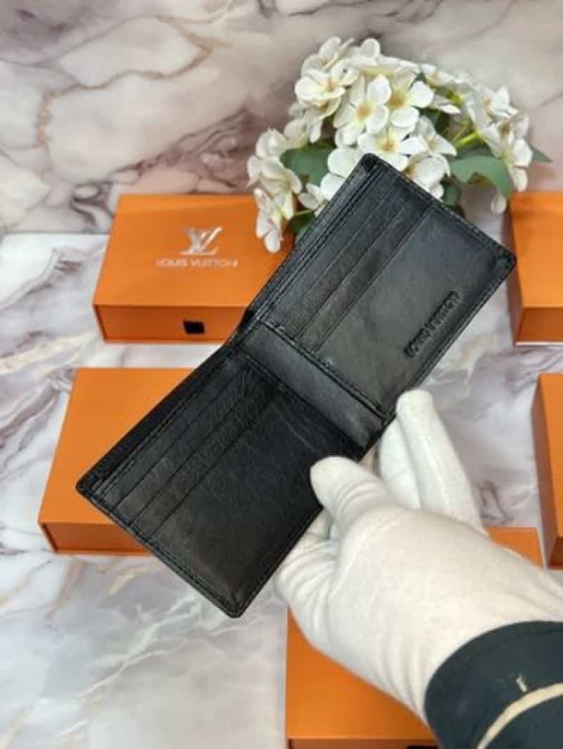 LV LOU!5 VuiTTON EMB0...S$ED LOGO PREM LV-303 SALS