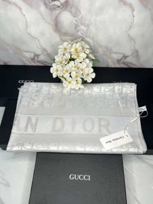 DIOR PREMIUM QUALITY STOLE/SCARF WITH OG BOX Secondary image