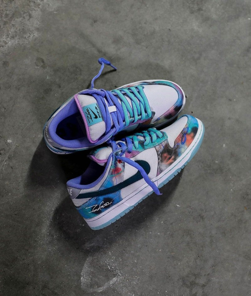 Nike SB Dunk Low FUTURA LABORATORIES