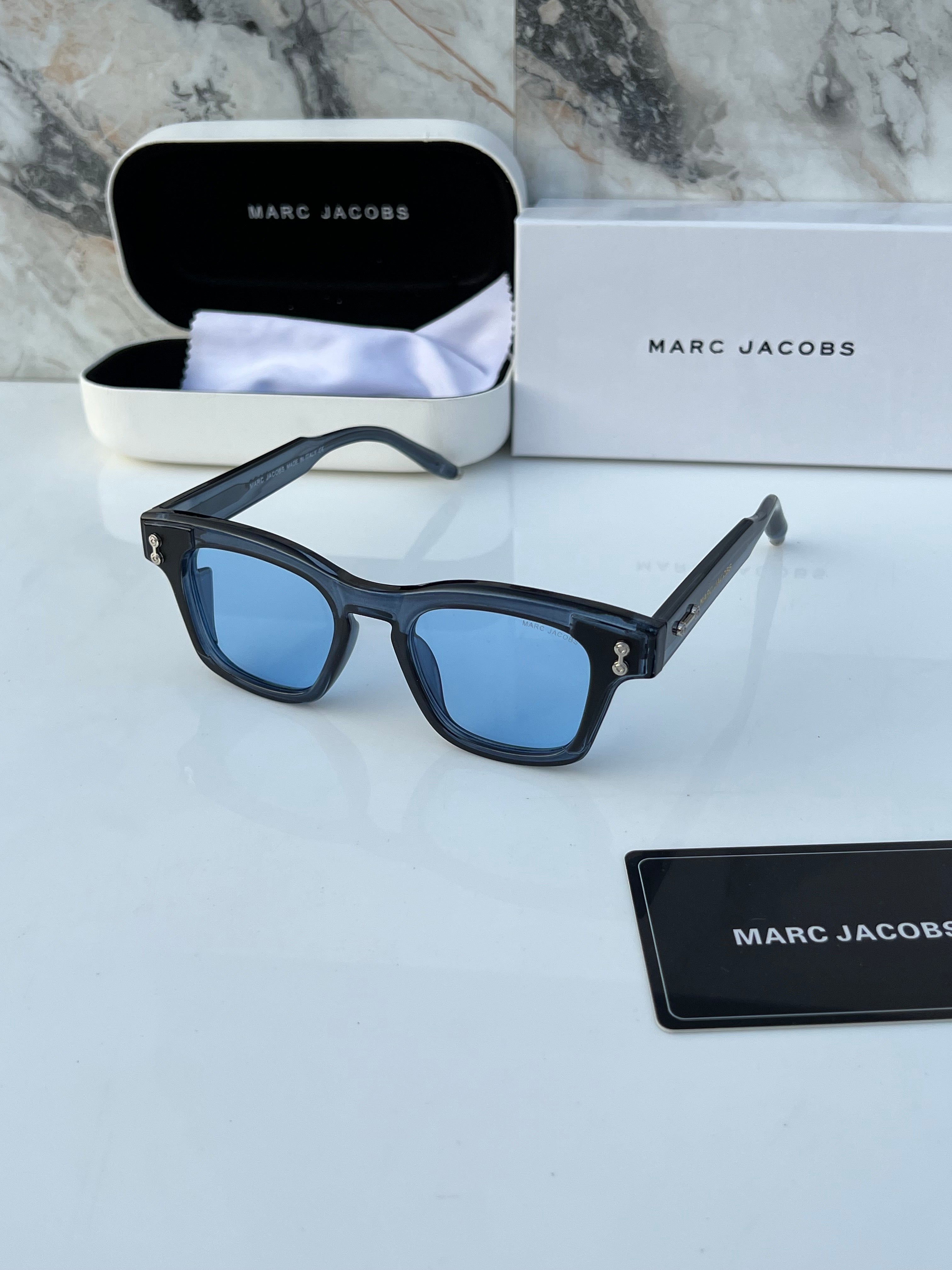 Marc_jacobs_1142_blue Main image