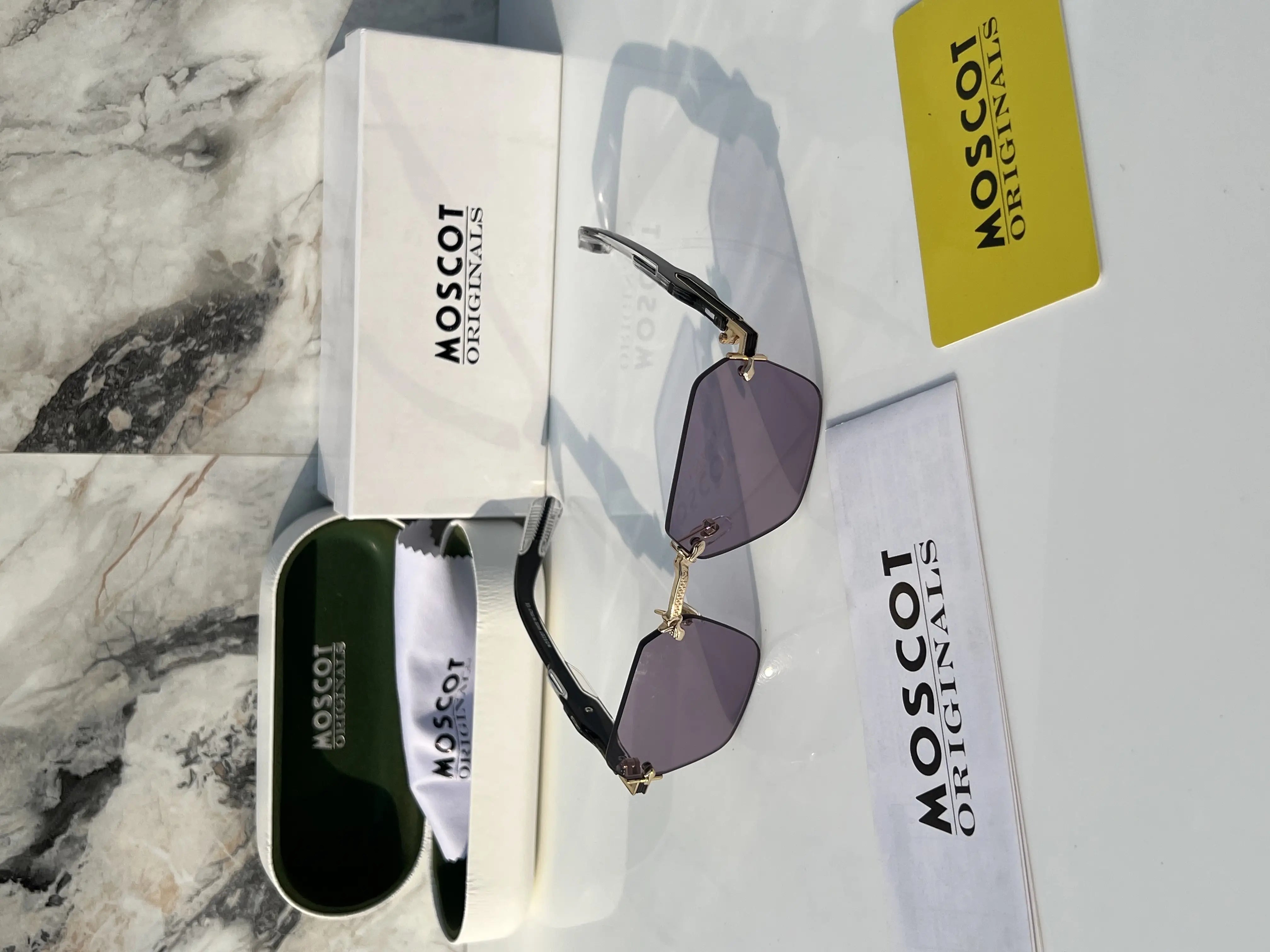Moscot_69310_gold_violet Main image