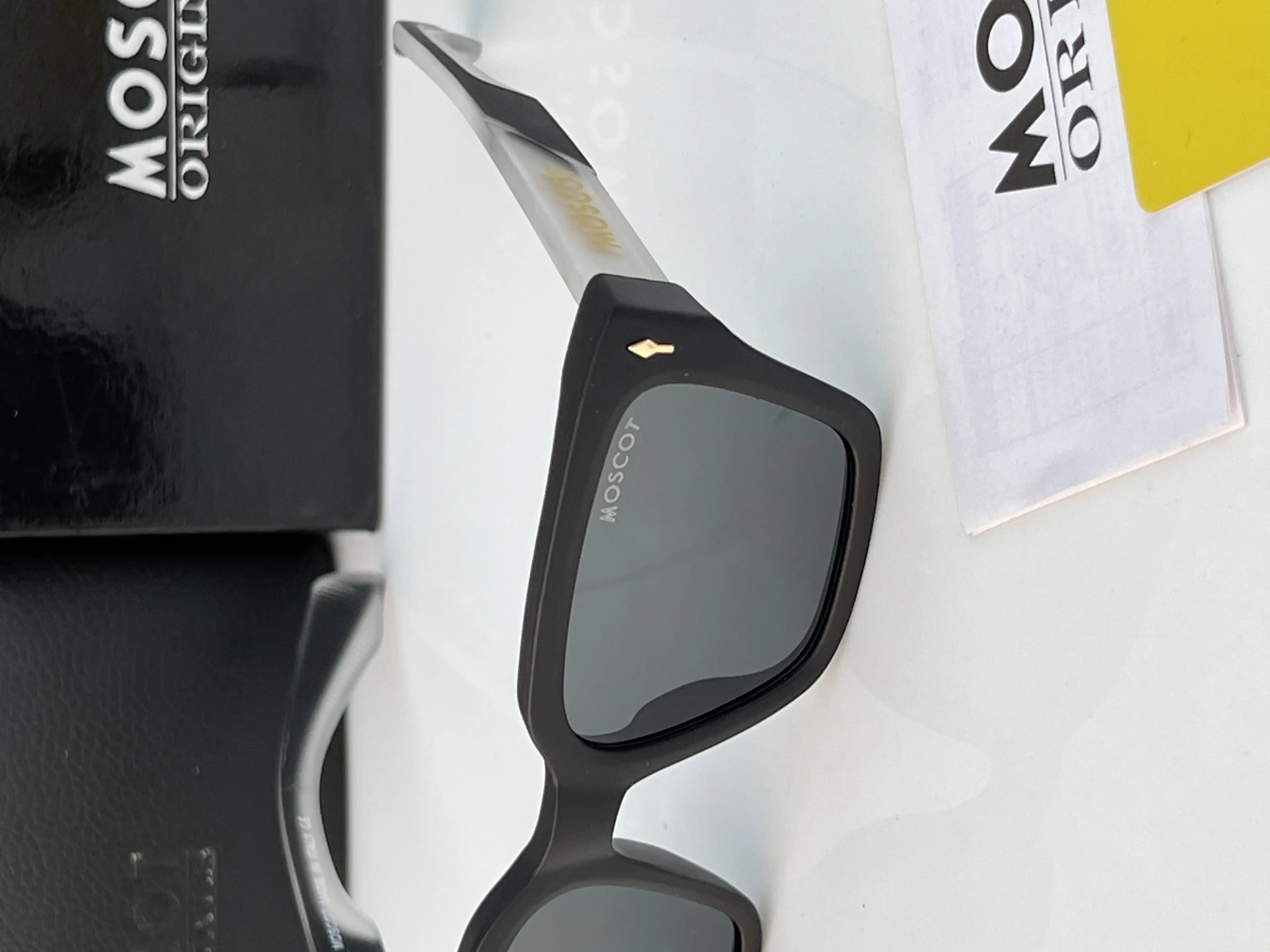 Moscot_60011_matt_black Secondary image
