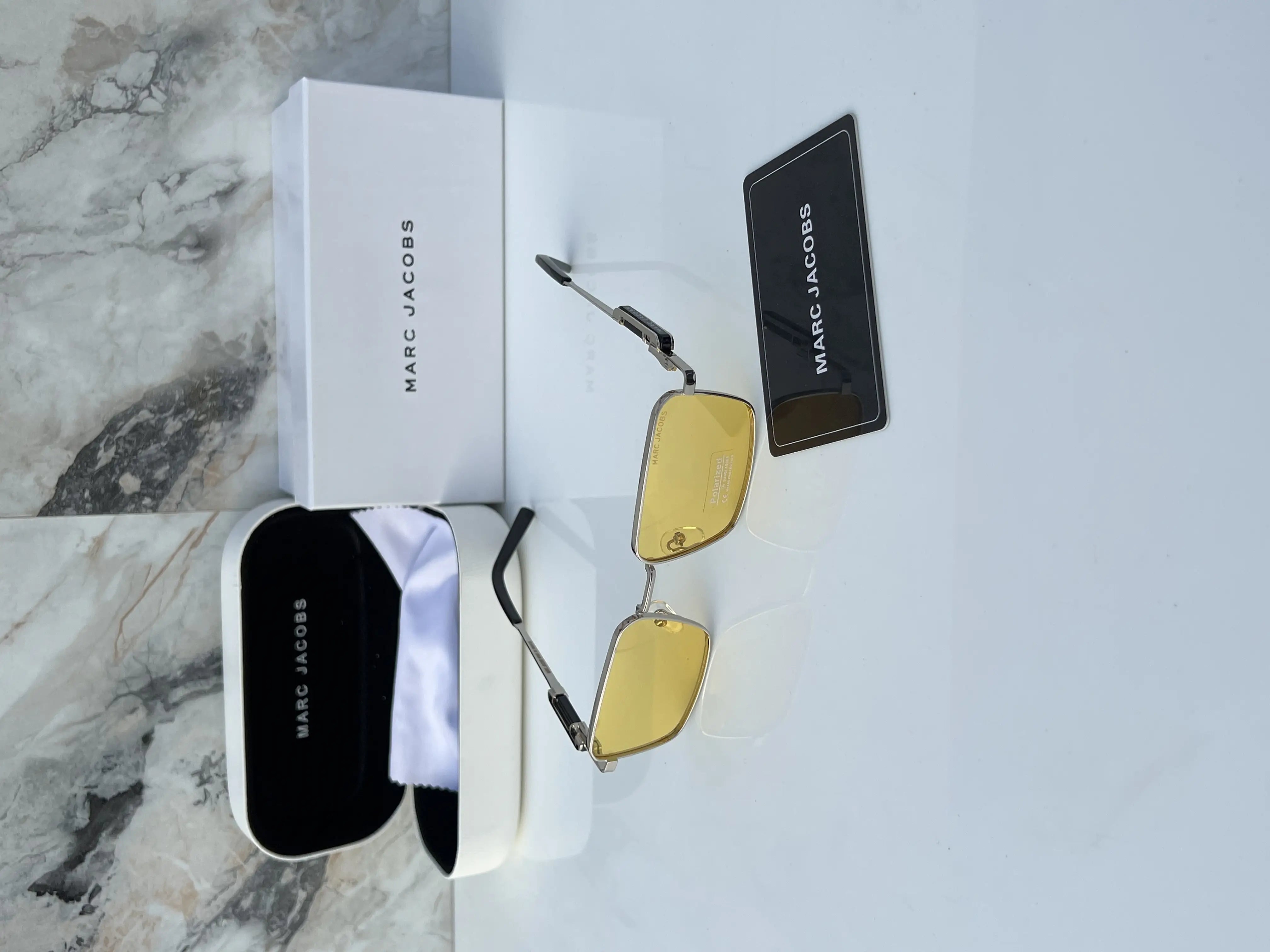 Marc_jacobs_1416_silver_yellow Main image