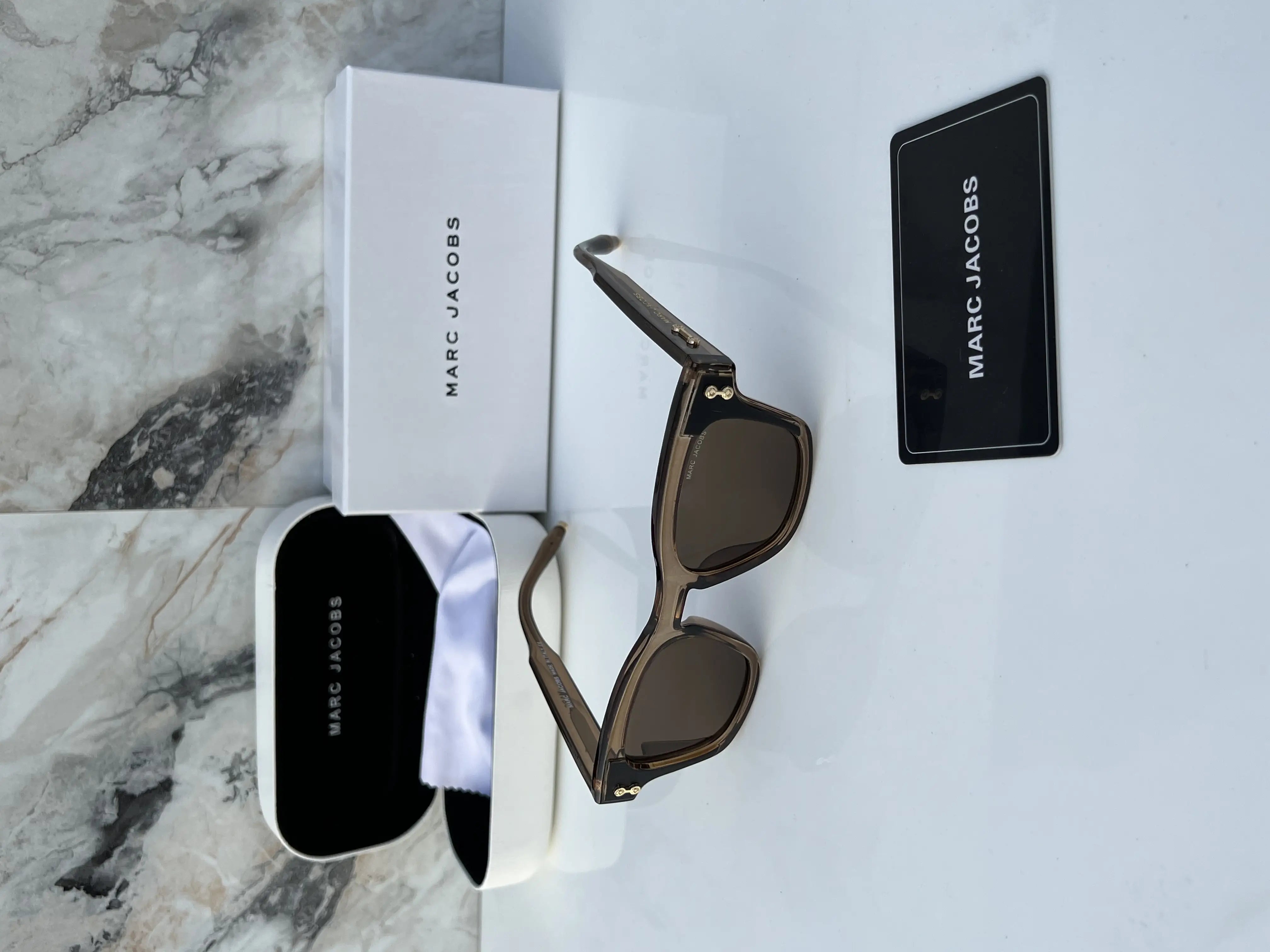 Marc_jacobs_1142_peach_brown Main image