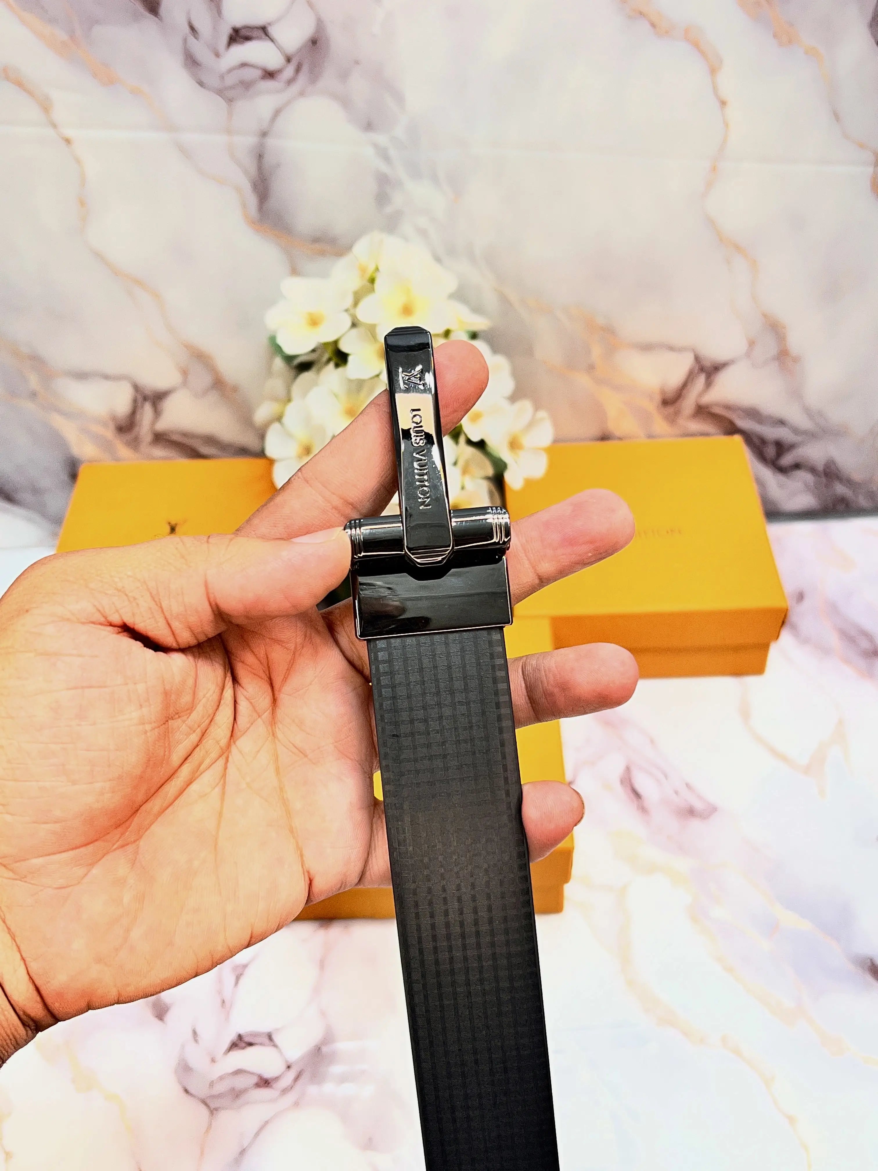 LV LOUIS VUITTON PREMIUM QUALITY IMPORTED REVERSIBLE BELT WITH OG BOX LV-209