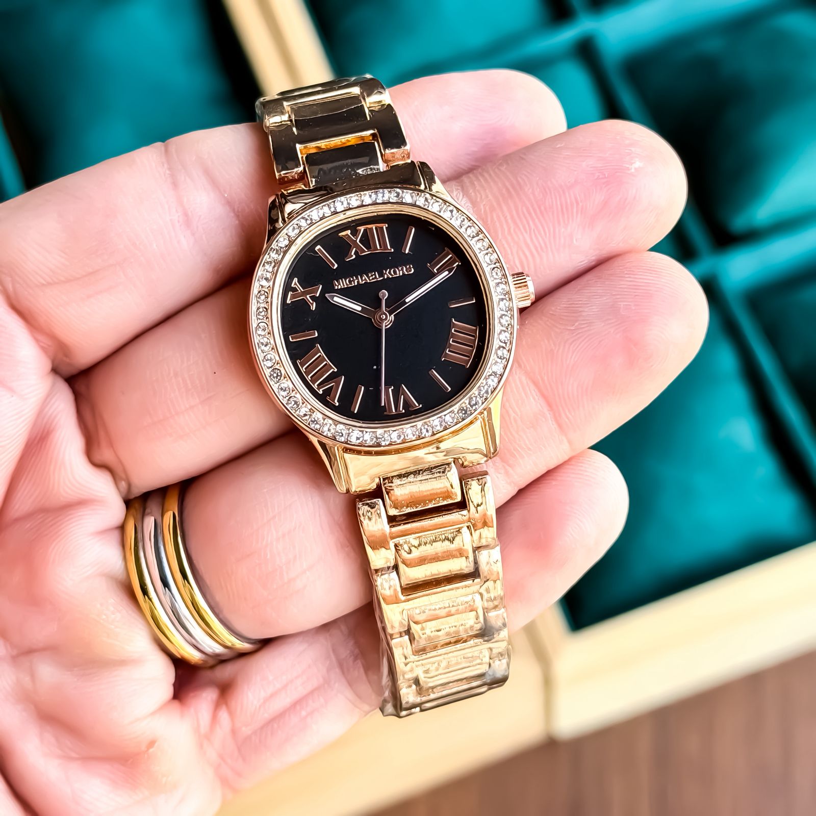 MICHAEL_KORS_LADIES_ROSEGOLD-BLACK Main image