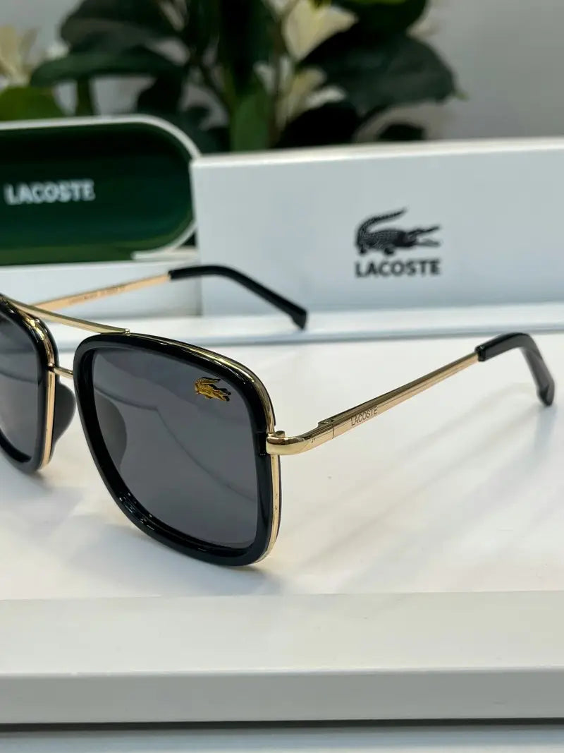 _Lacoste_143_gold_black