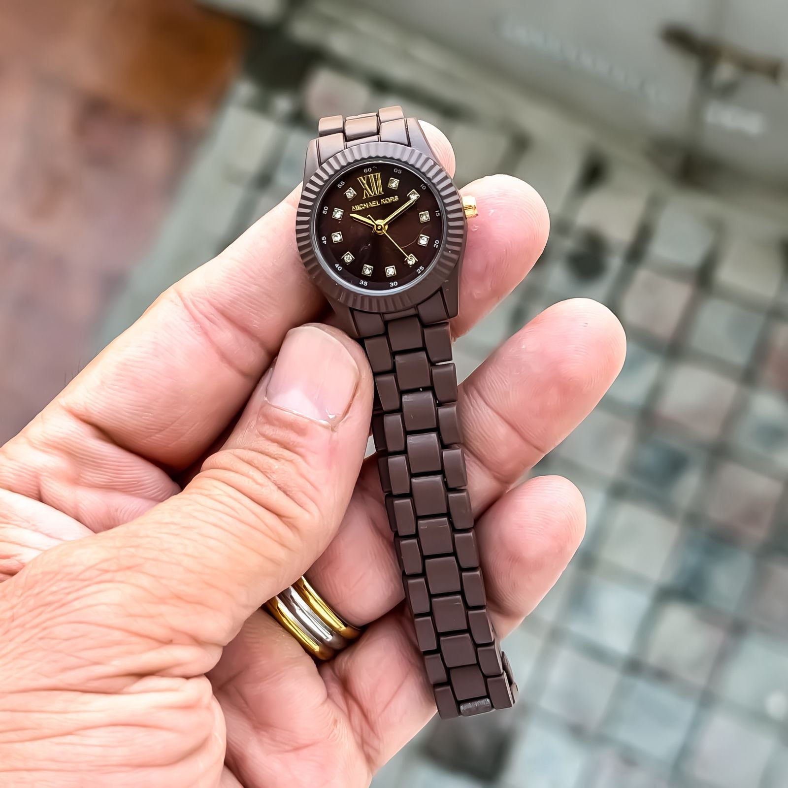 MICHAELKORS_LADIES_BROWN Secondary image