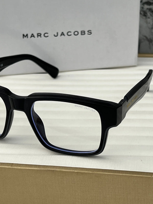 Marc_jacobs_1117_black_plano