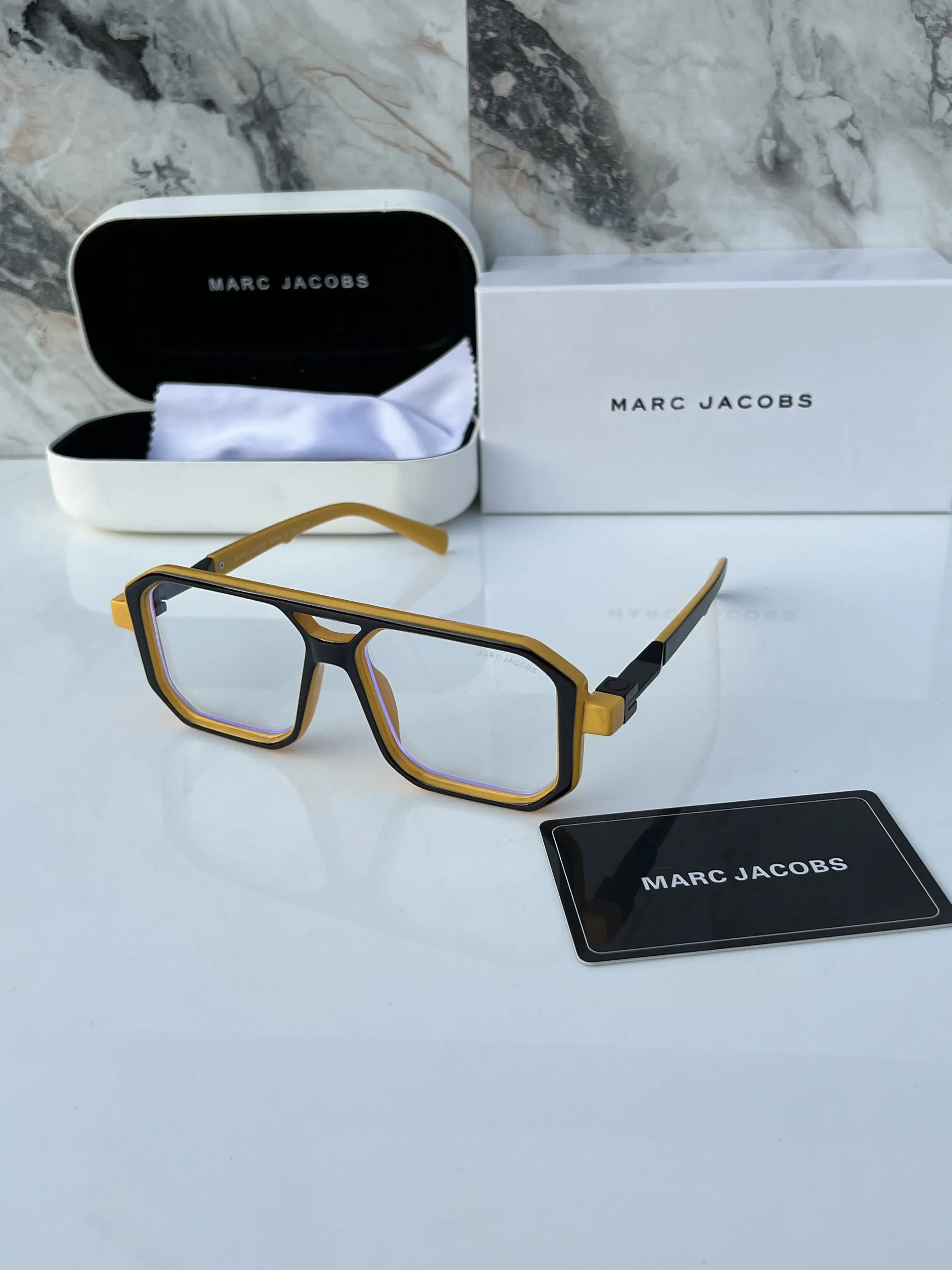 Marc_jacobs_6125_black_yellow_plano Main image