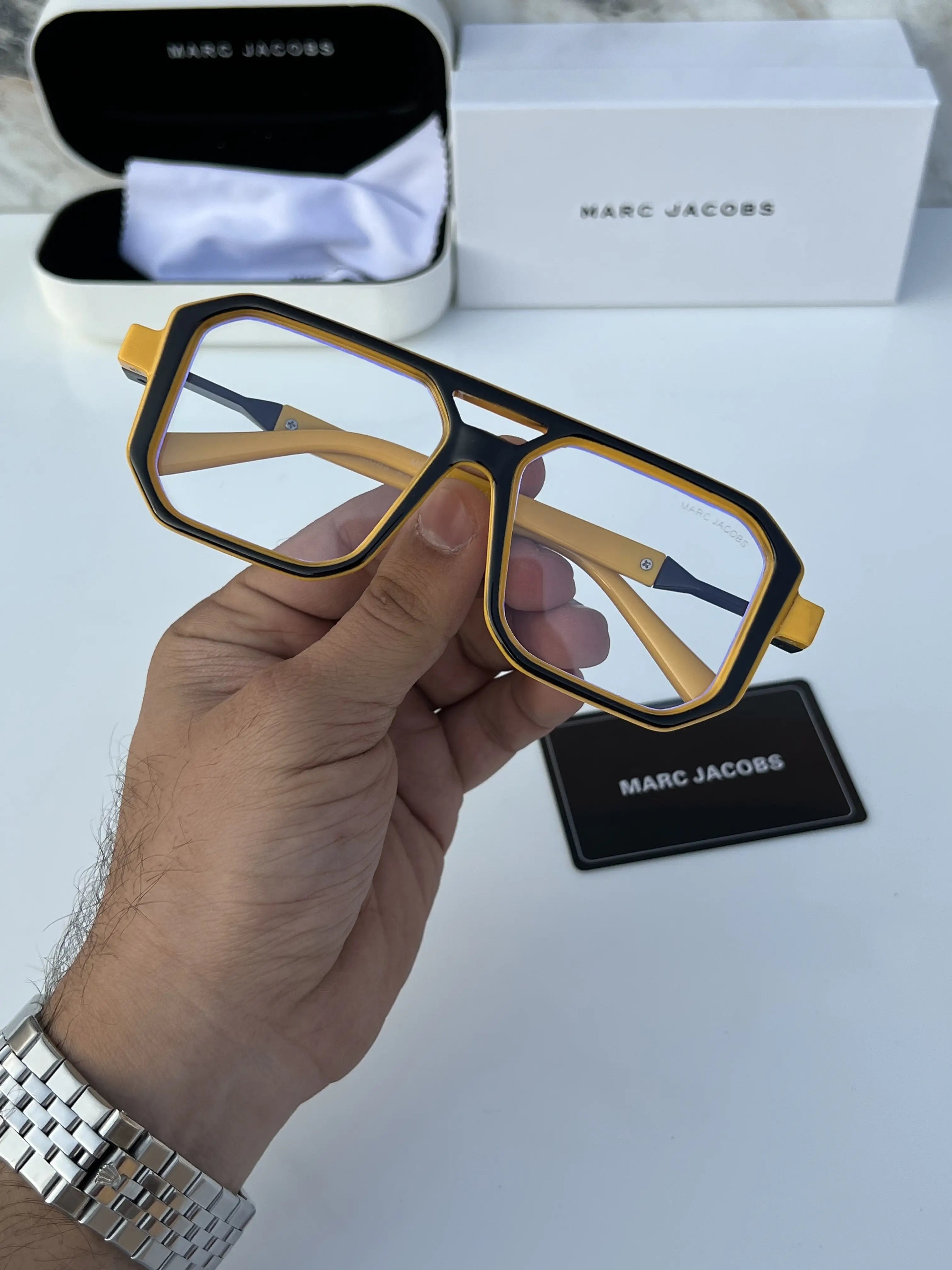 Marc_jacobs_6125_black_yellow_plano