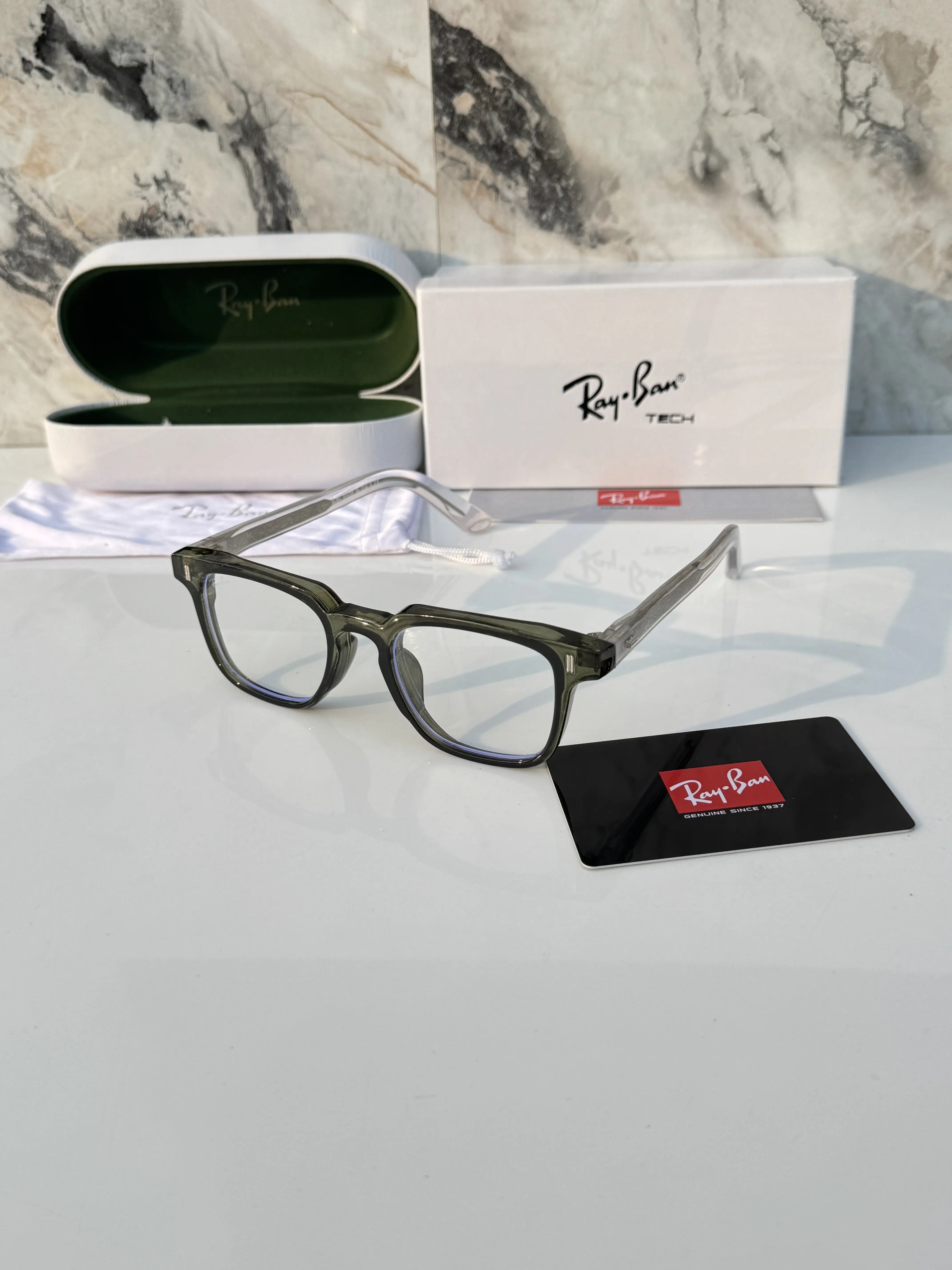 Rayban 1124 green plano Main image