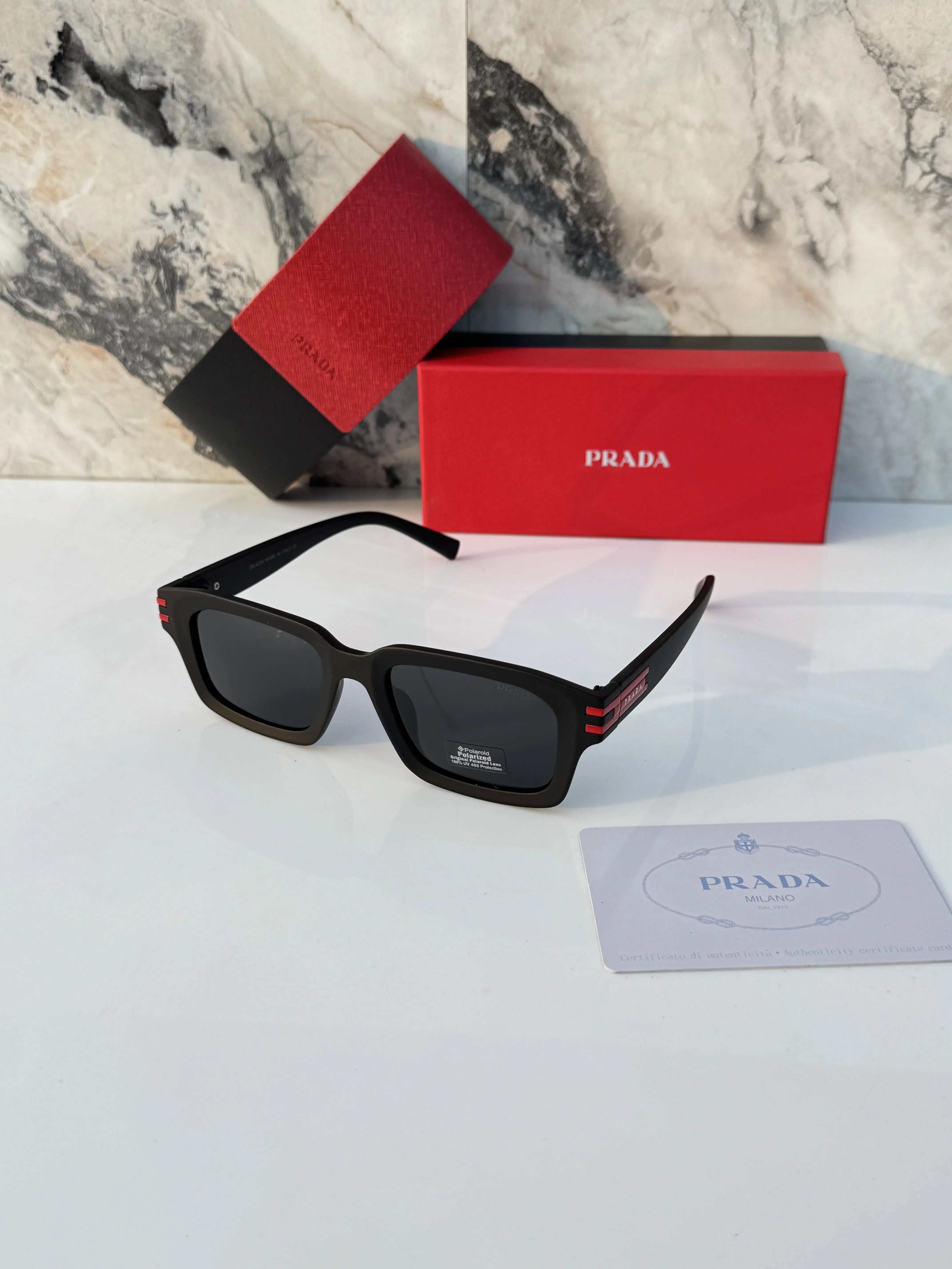 Prada_5110_black_red Main image