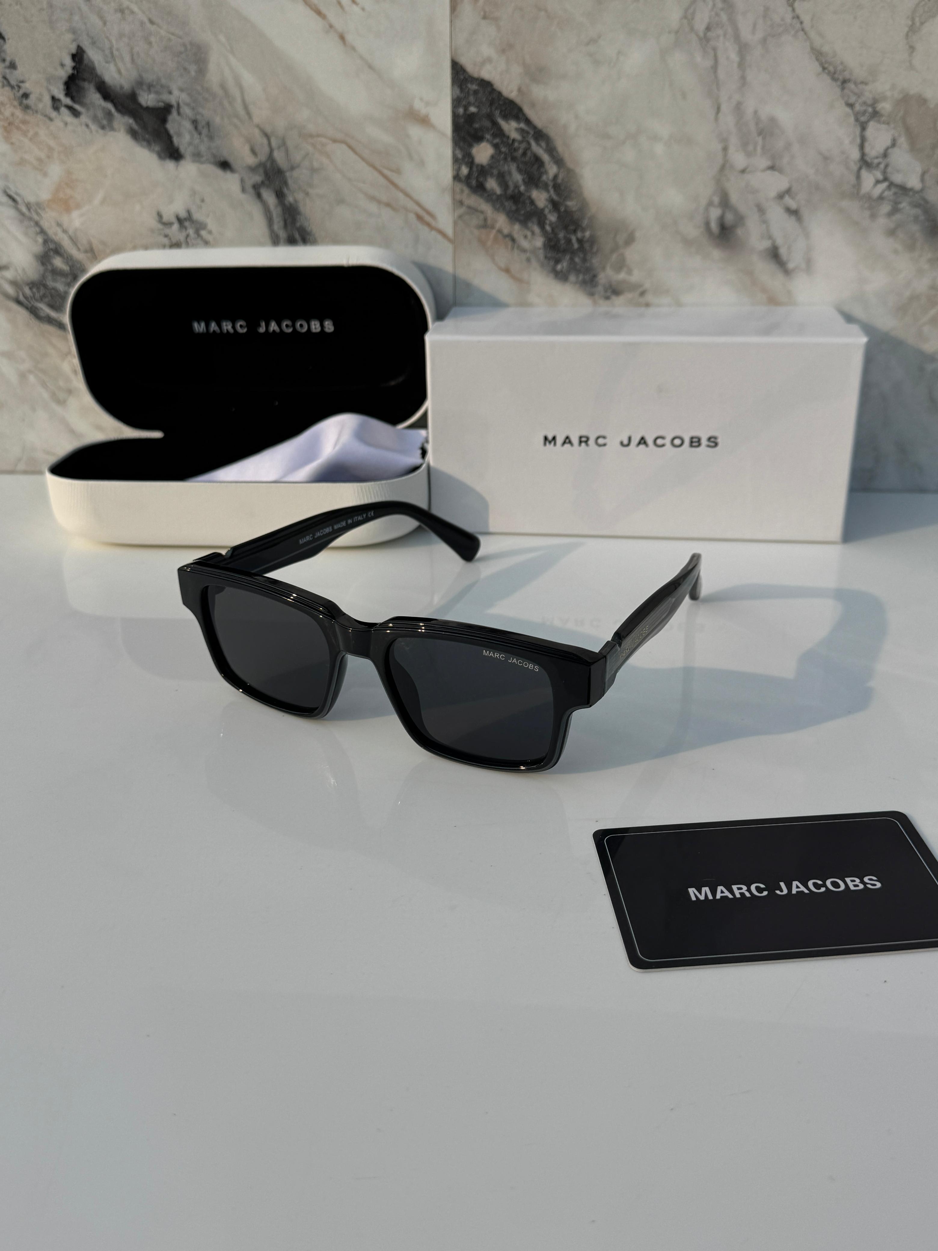 Marc_jacobs_1117_black Main image