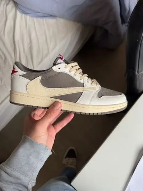 Nike Air Jordan Retro Low REVERSE MOCHA (Women s) WITH OG BOX (Semi UA)