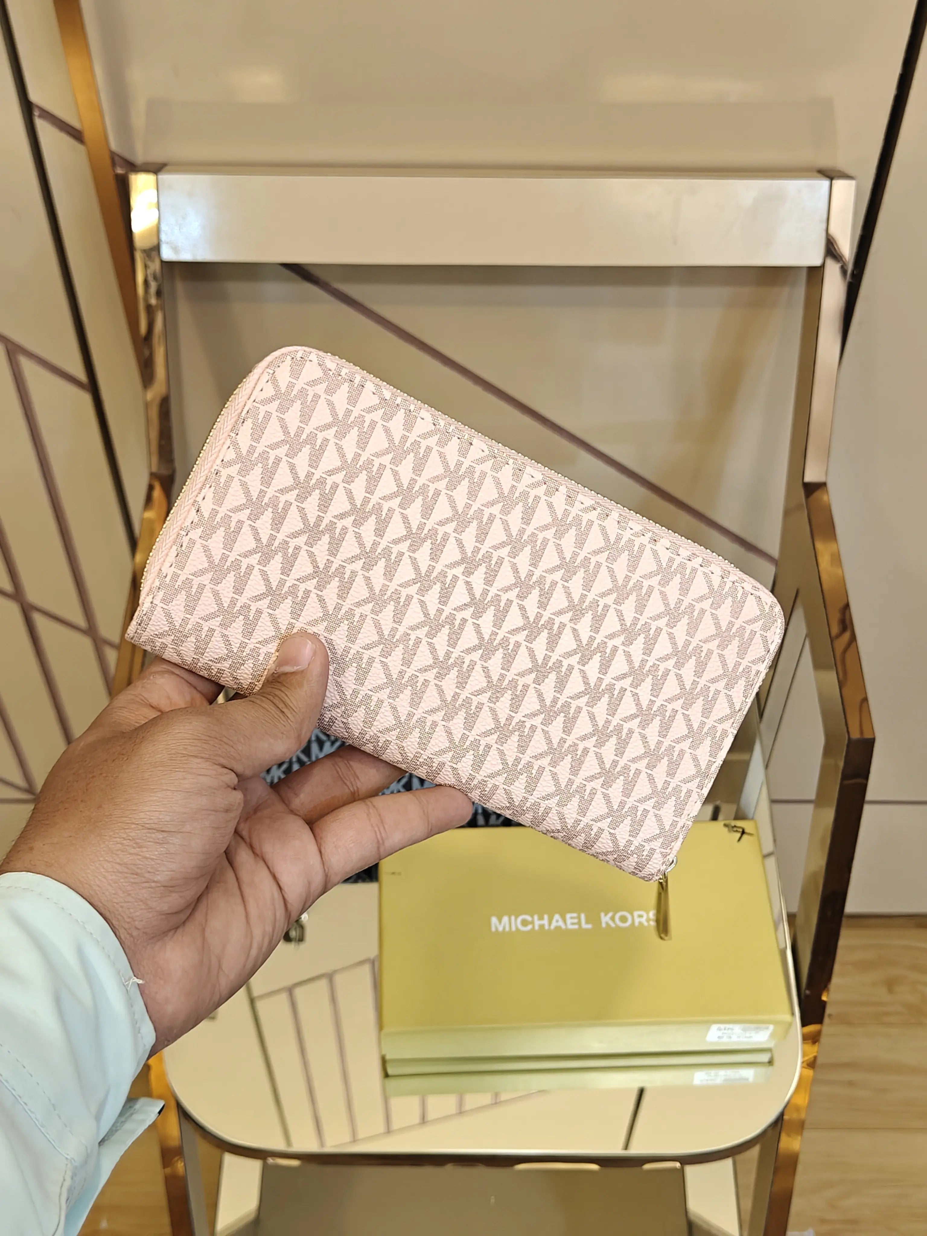 MK MICHAEL KORS PREMIUM QUALITY LONG WALLET WITH OVERALL MONOGRAM PRINT & OG BOX