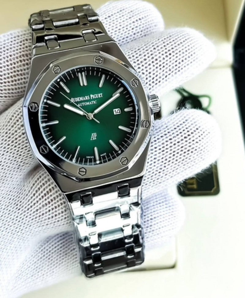 Audemars Piguet Royal OAK Secondary image