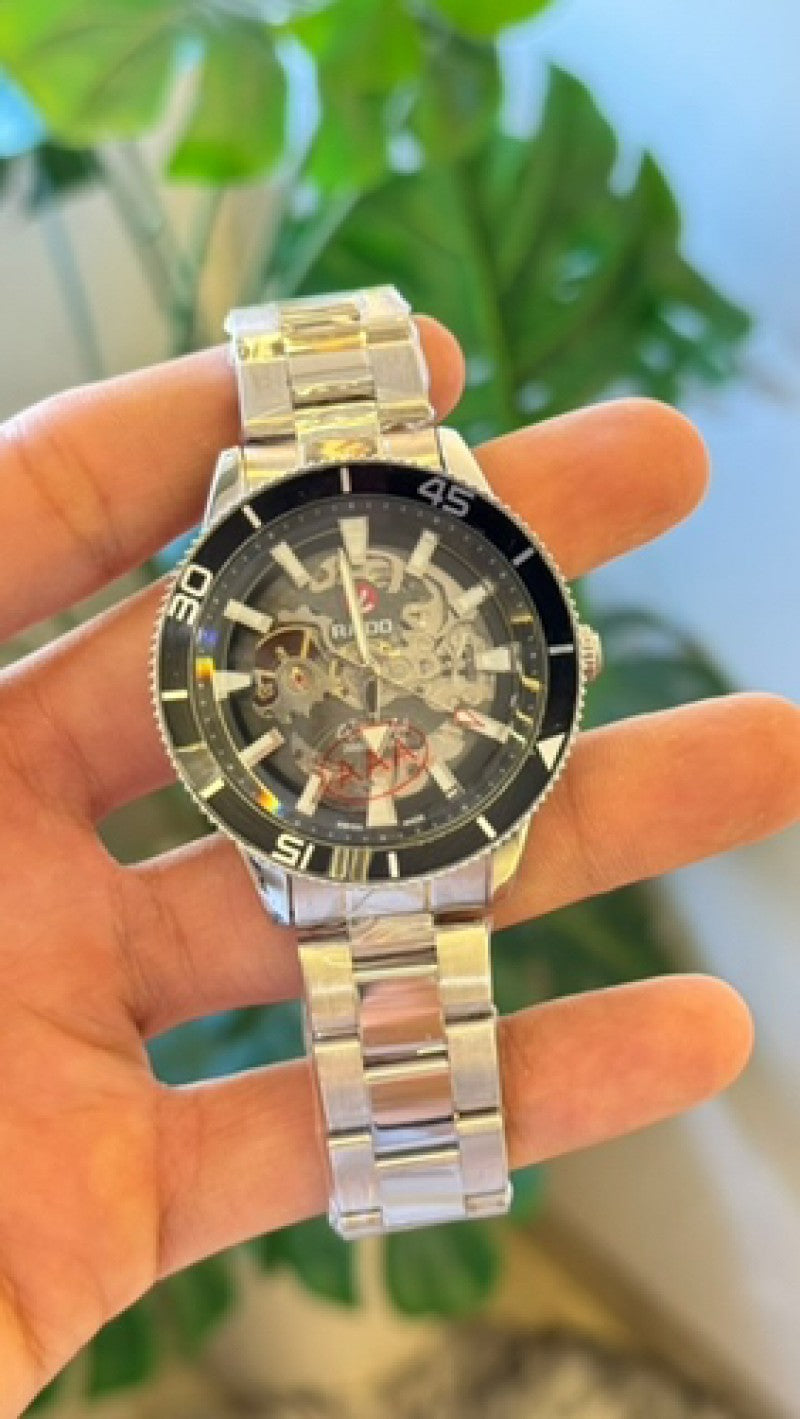 RADO CAPTAIN COOK Main image