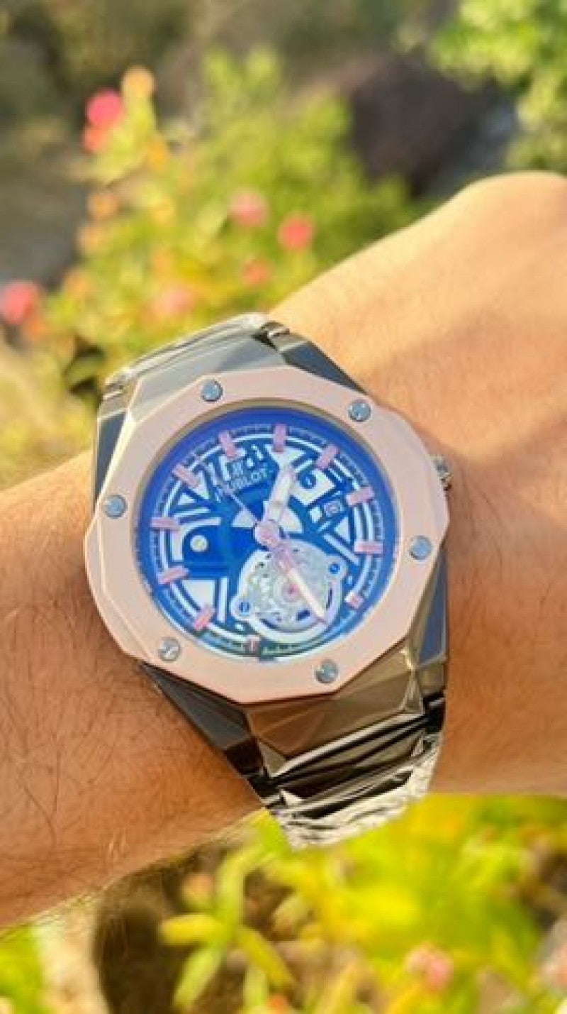 HUBLOT Tourbillon diamond cut black Secondary image