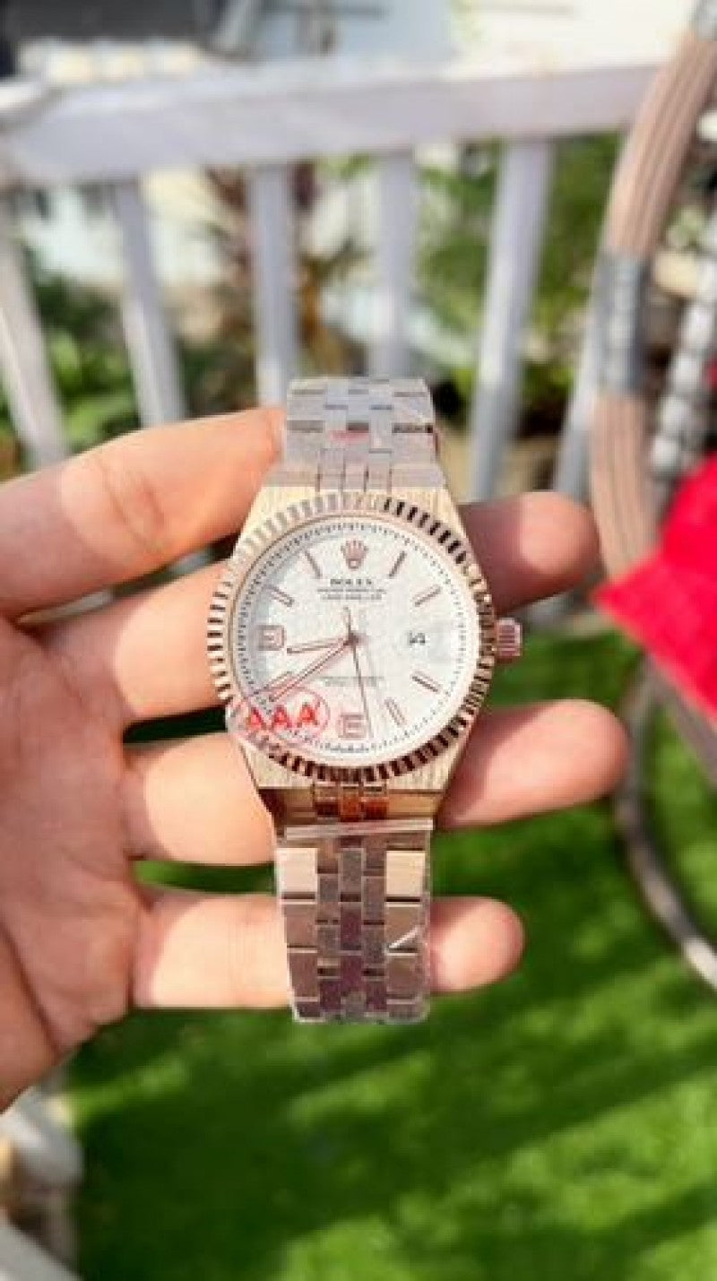 Rolex Land dweller shift movement h Main image