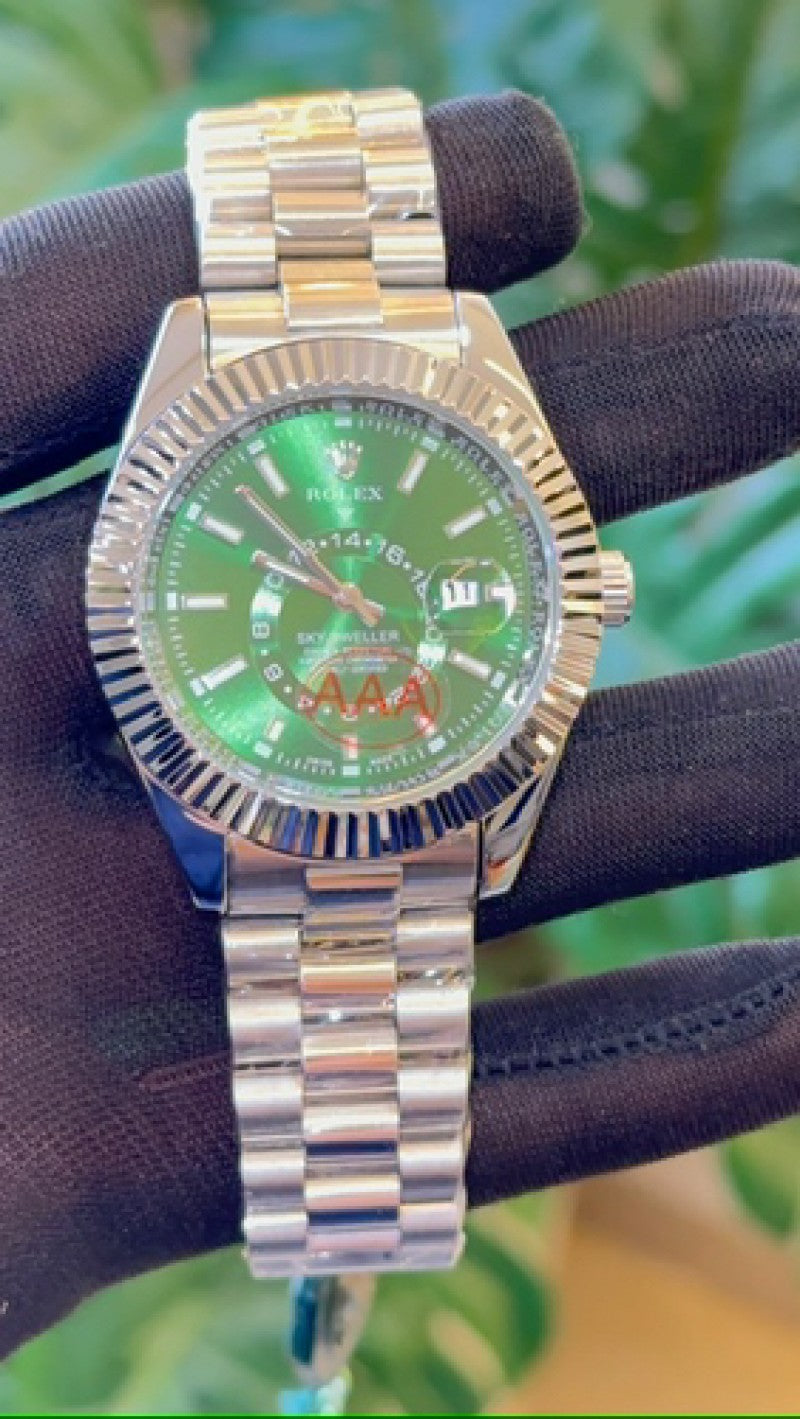 Rolex SkyDweller heavy shift moveme Main image