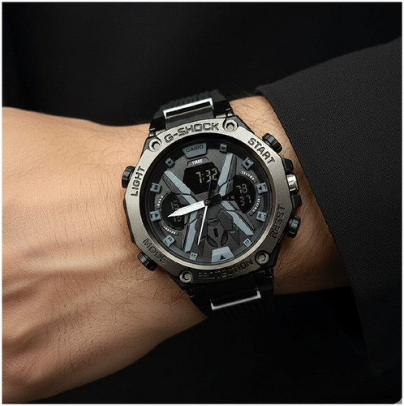 G shock batman edition Secondary image