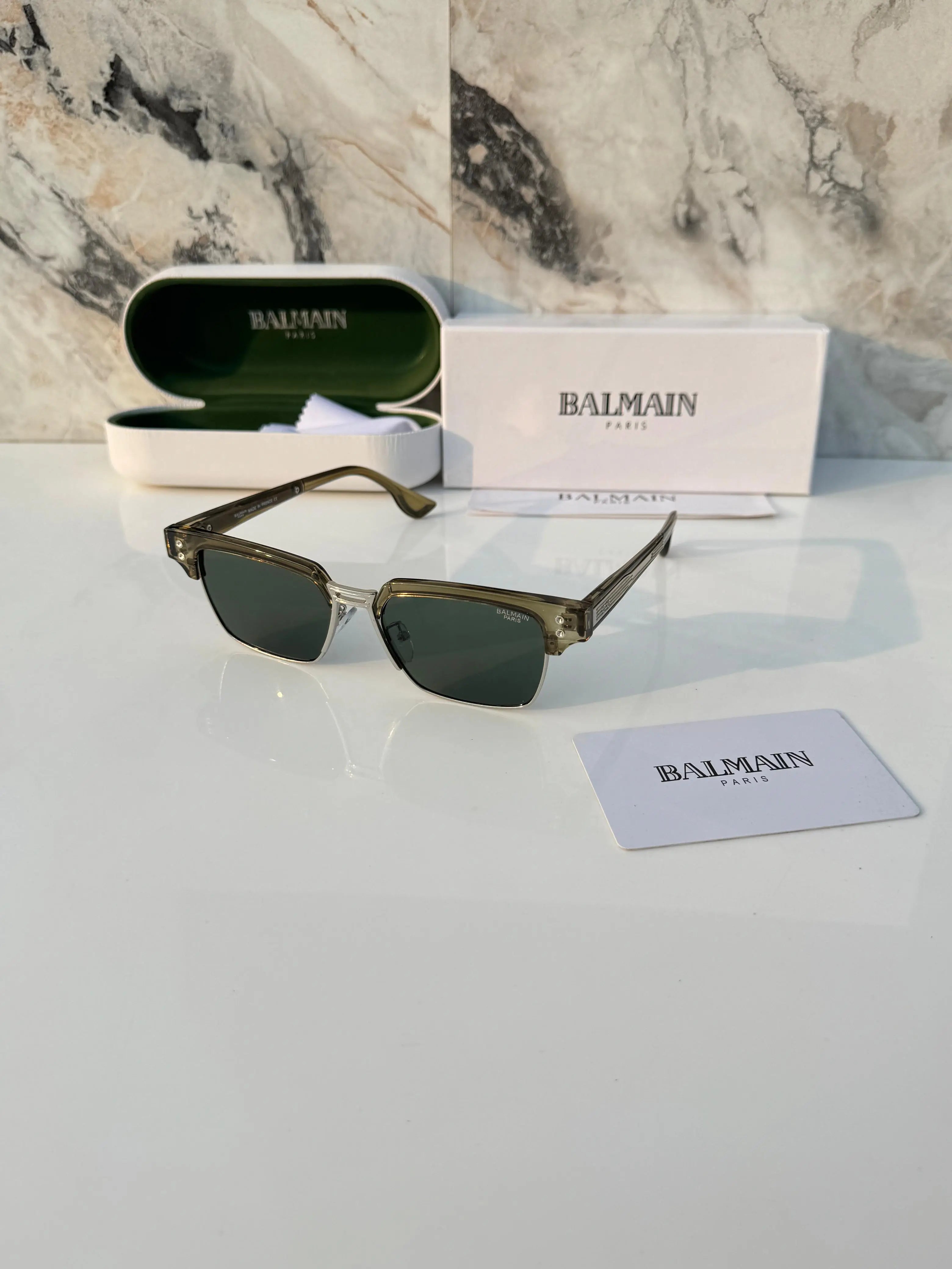 Balmain_1145_green Main image