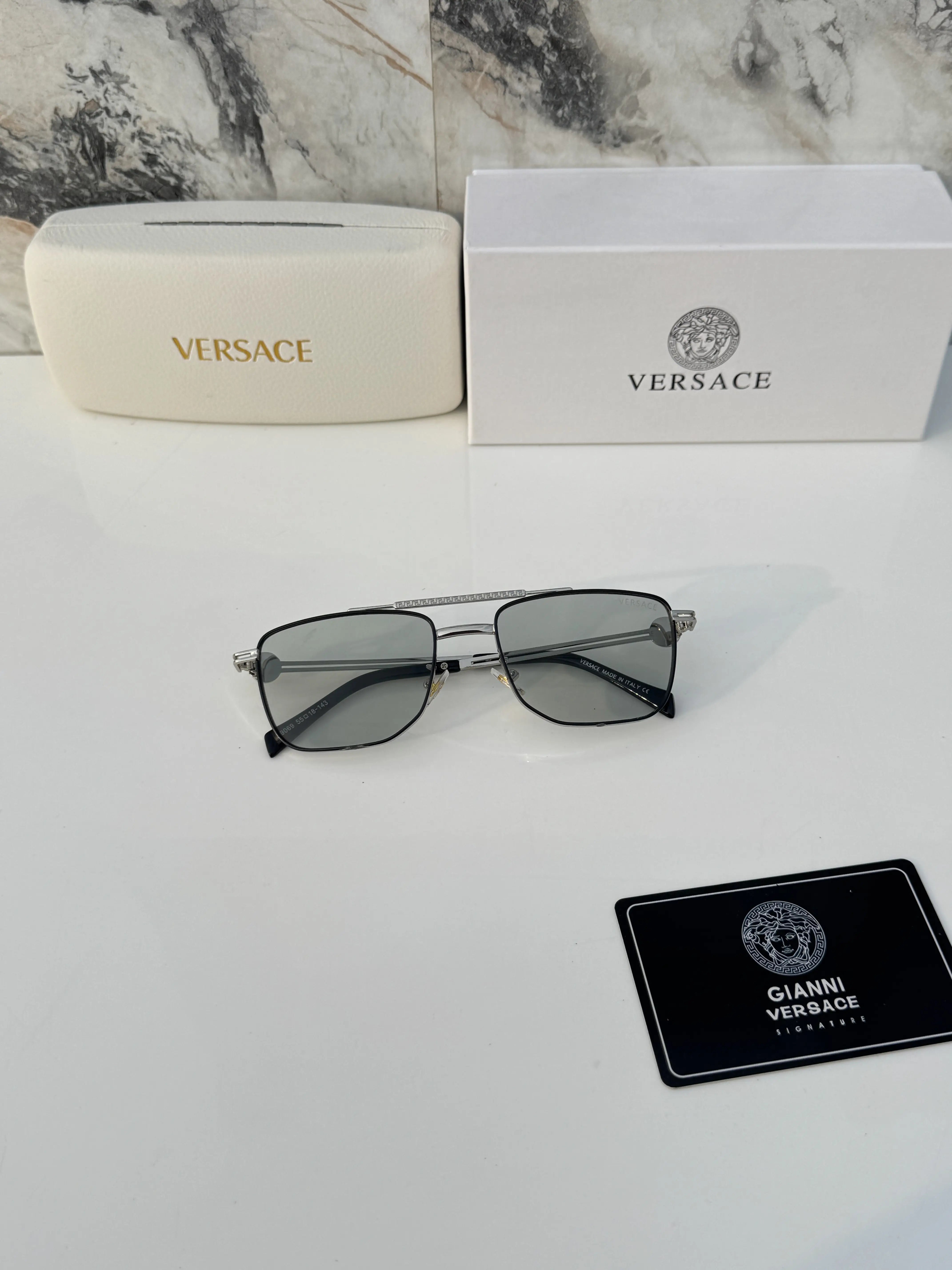Versace_069_silver_black Main image