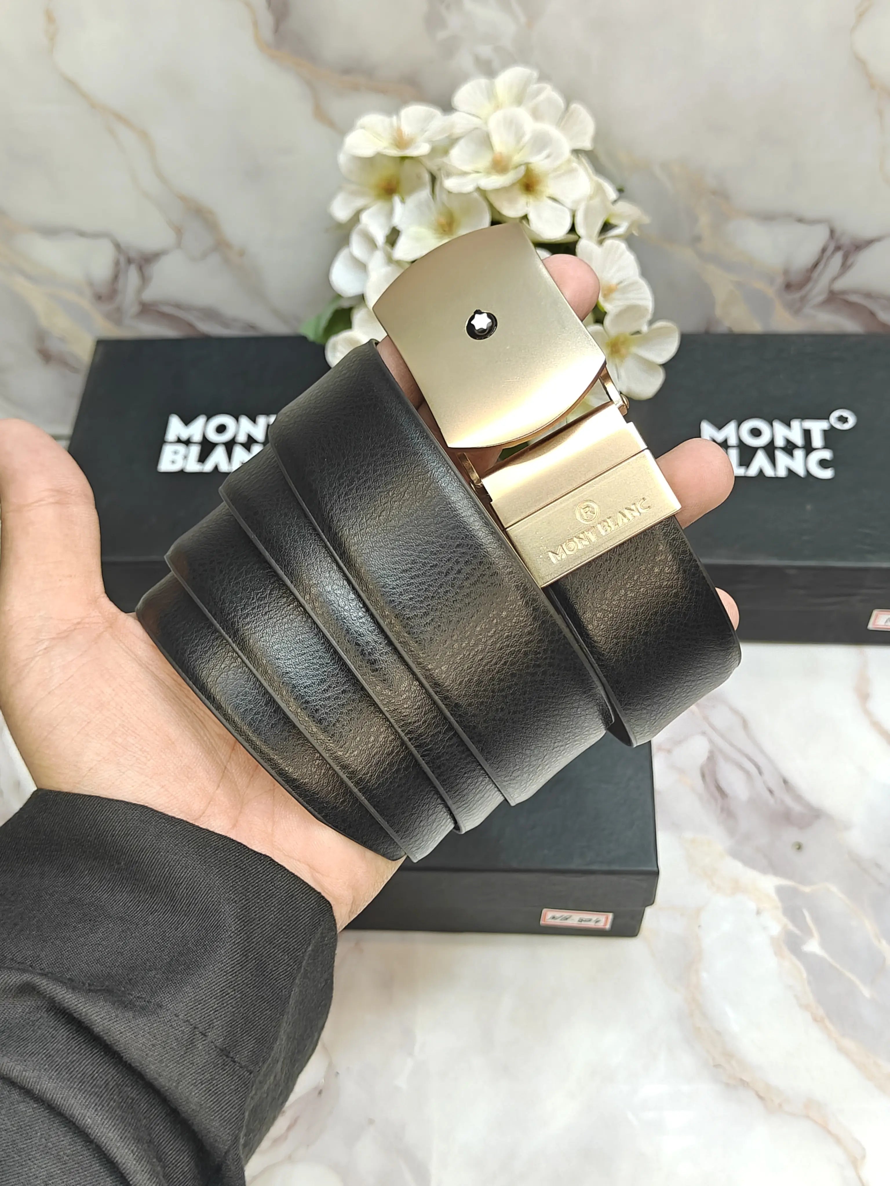 MONT BLANC PREMIUM QUALITY REVERSIBLE IMP BELT WITH OG BOX..MB-804