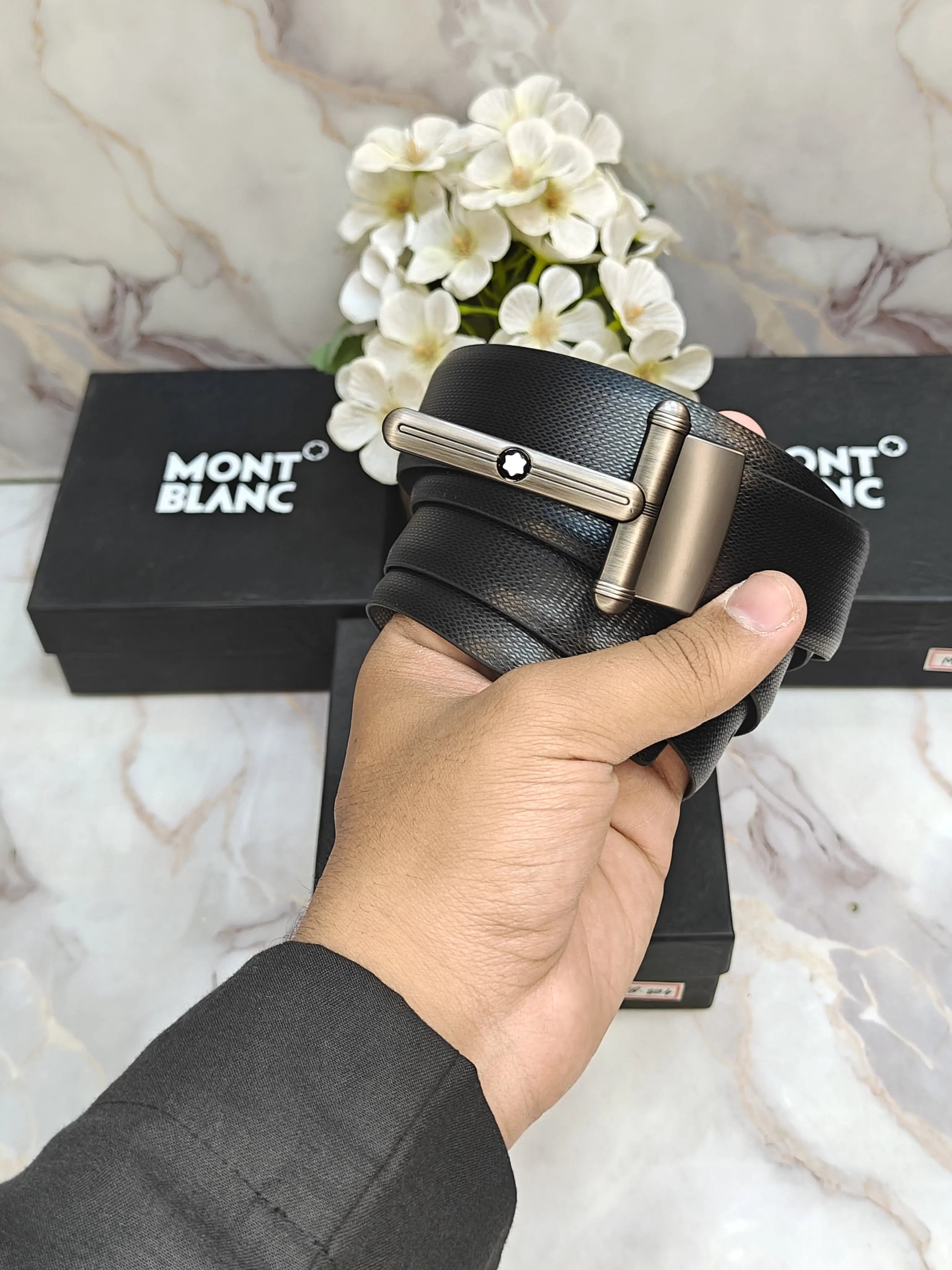 MONT BLANC PREMIUM QUALITY IMPORTED REVERSIBLE BELT WITH OG BO..x MB-802
