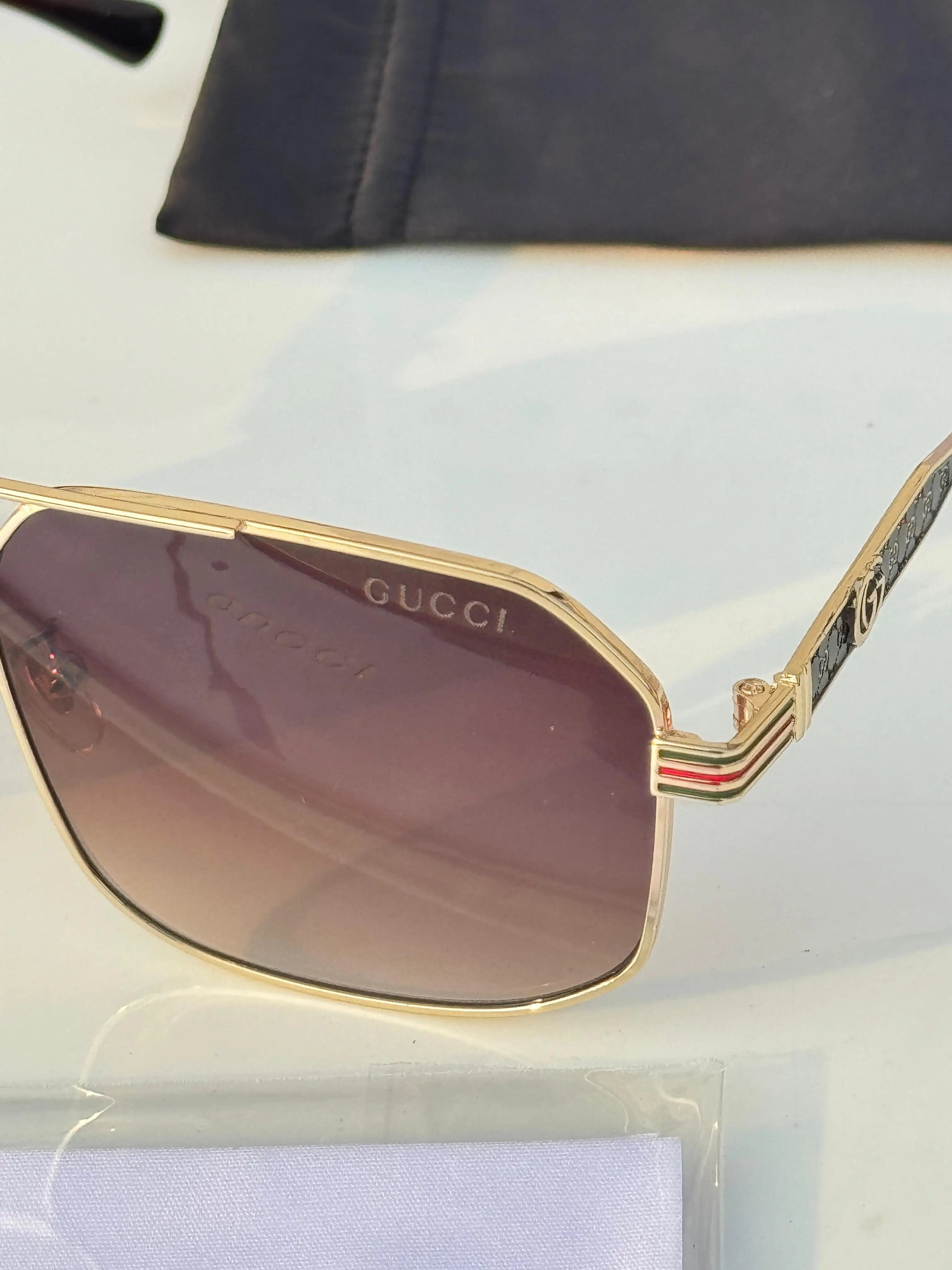 Gucci_9028_gold_brown Secondary image