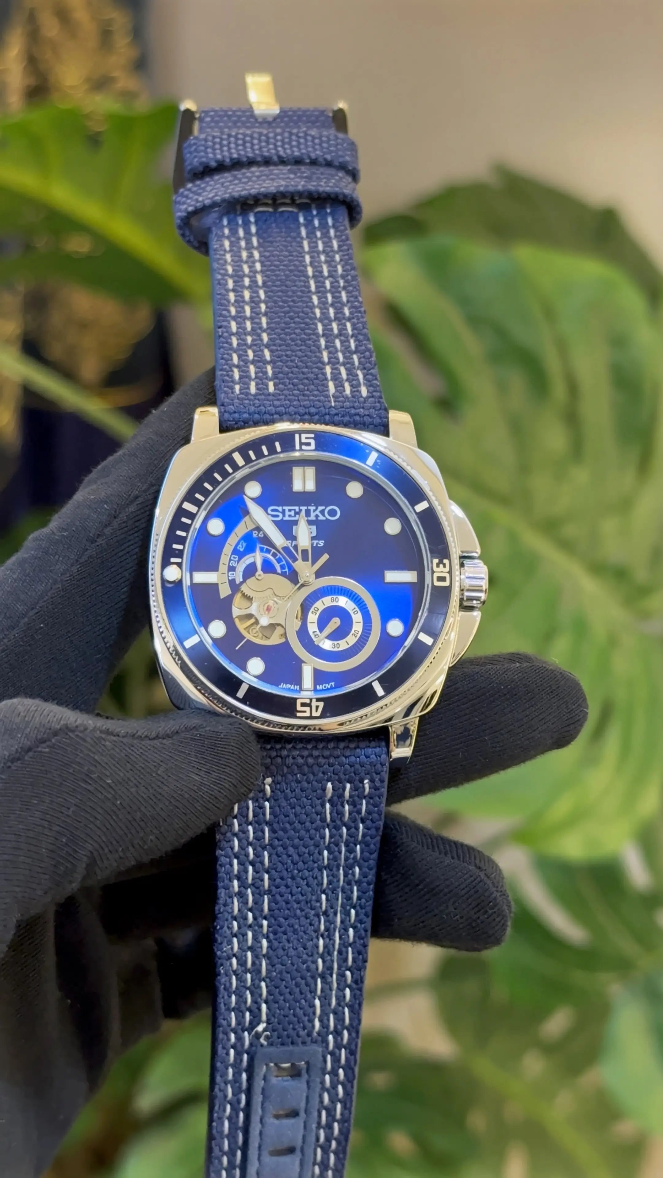 Seiko 5 Sportz Automatic Secondary image