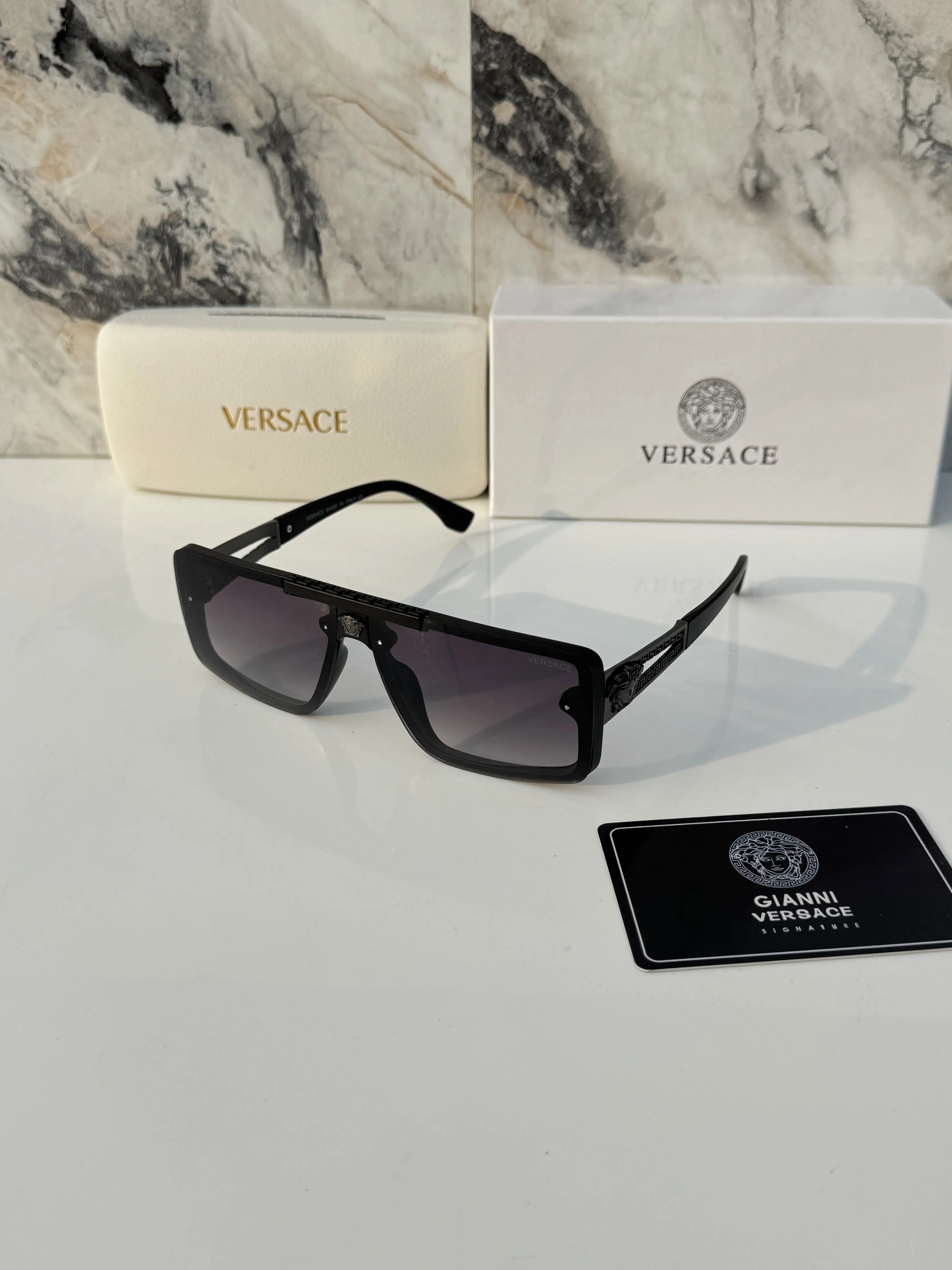 Versace_9236_shaded Secondary image