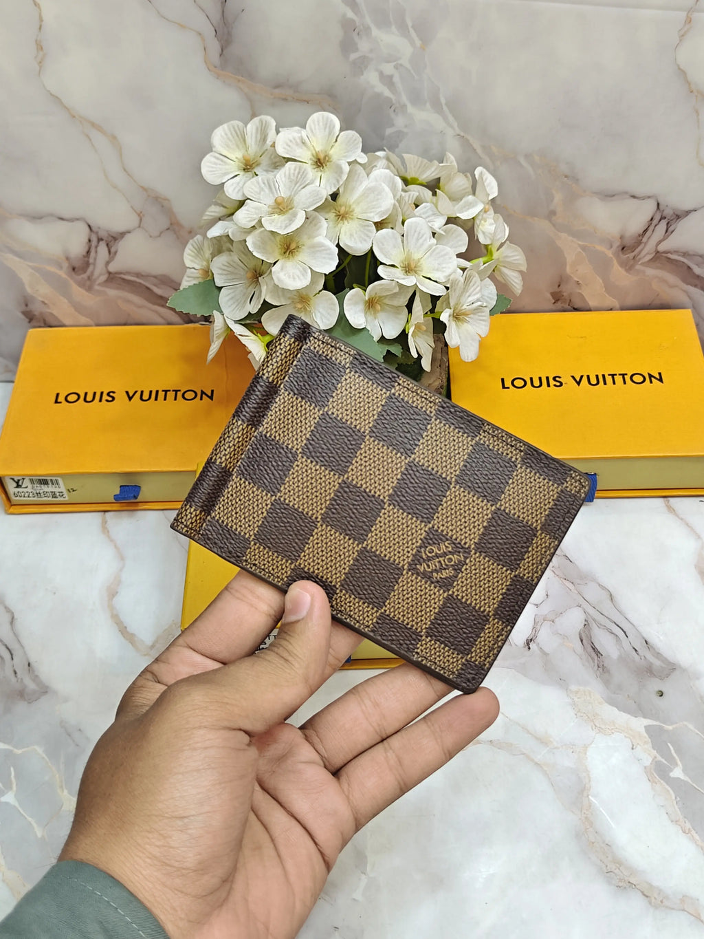 LV LOUIS VUITTON PREMIUM QUALITY MONEY CLIPPER WITH OG BOX