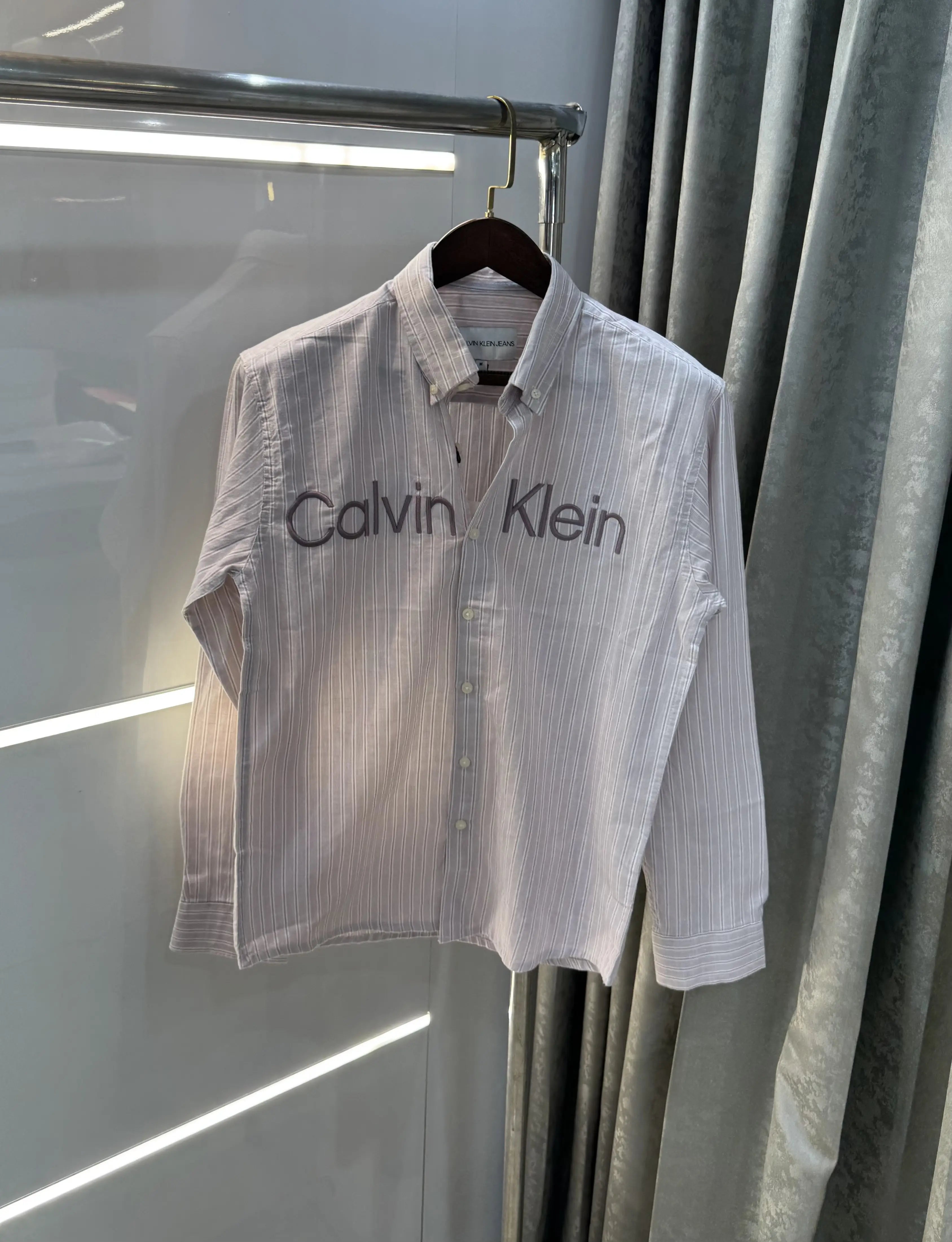 Calvin Klein Milange Logo Work Premium Shirt Secondary image