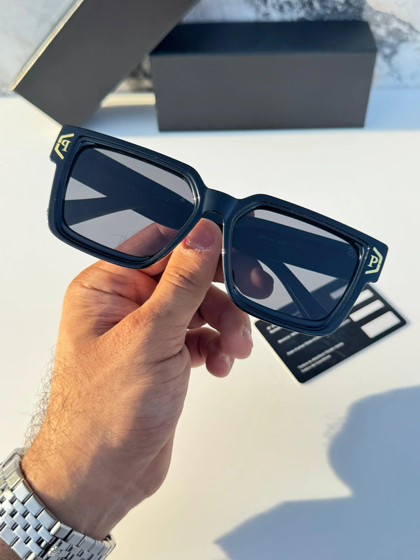 Philip_plein_146_glossy_black